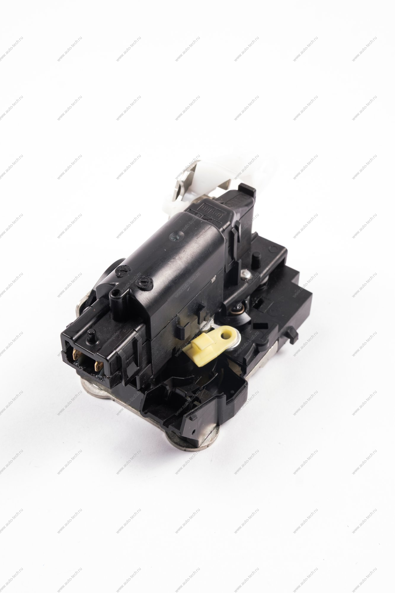 Замок двери LADA Largus/Лада Ларгус внутренний задний левый с эл. приводом Lada LADA 8200928484