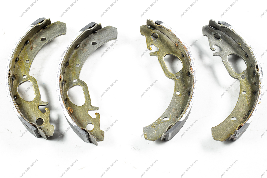 Колодки тормозные задние к-т Datsun Nissan NISSAN 440605PA0D