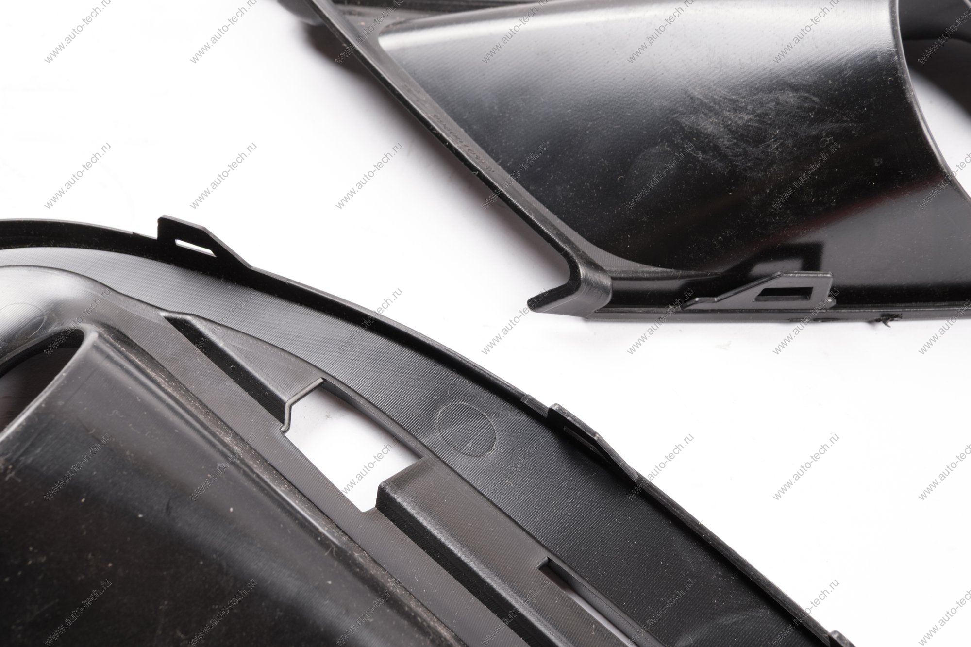 Облицовка переднего бампера под противотуманную фару правая +левая (FL) LADA GRANTA 2018 Кампласт КАМПЛАСТ-Т ООО г. Тольятти 8450100966+67