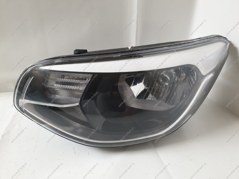 Фара левая галоген электро Kia Soul 2014- KIA Hyundai/KIA 92101B2260