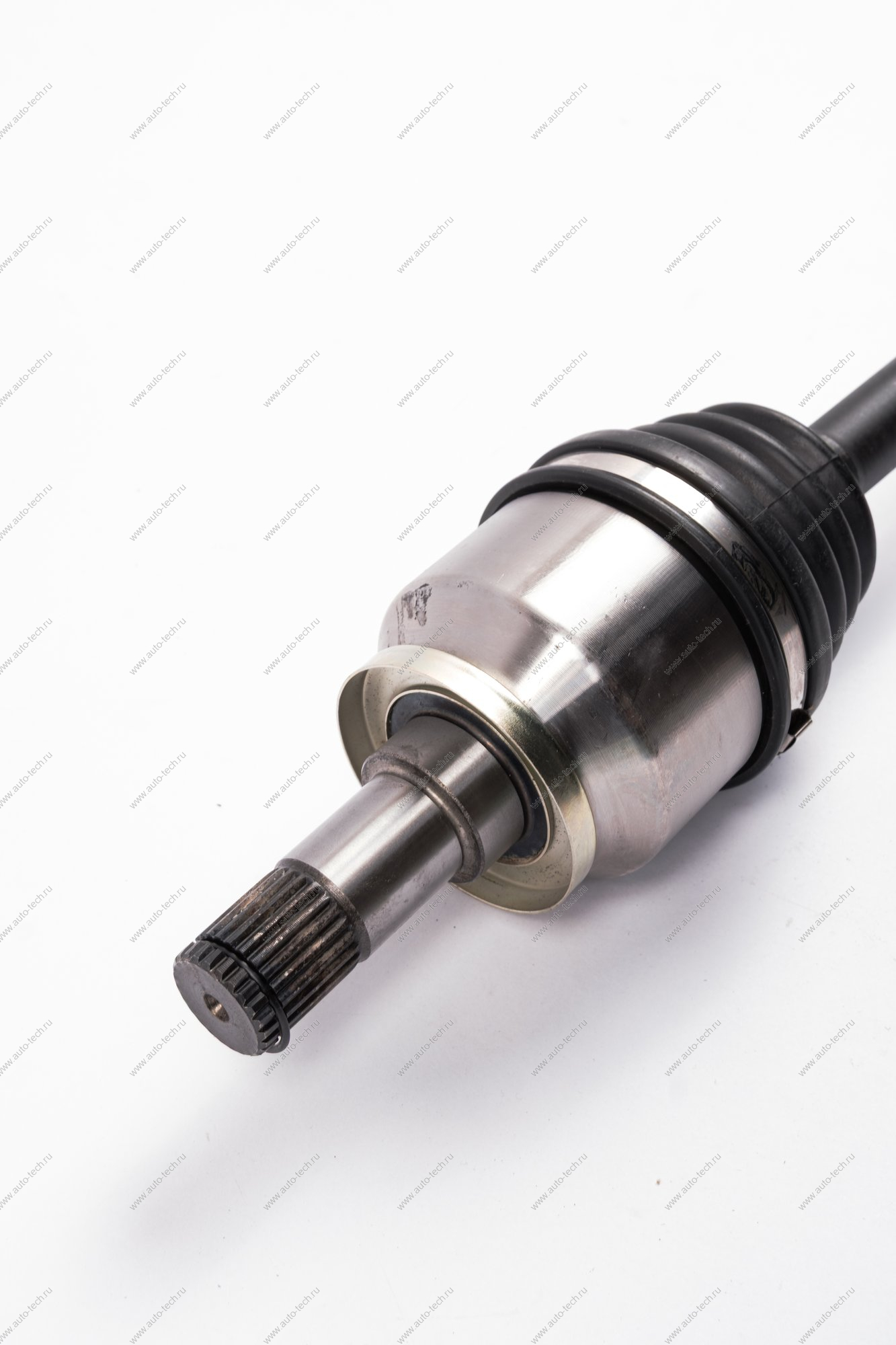 Привод ВАЗ-2170/1118/2190 левого переднего колеса в сборе с АБС Pilenga Pilenga AXP1120