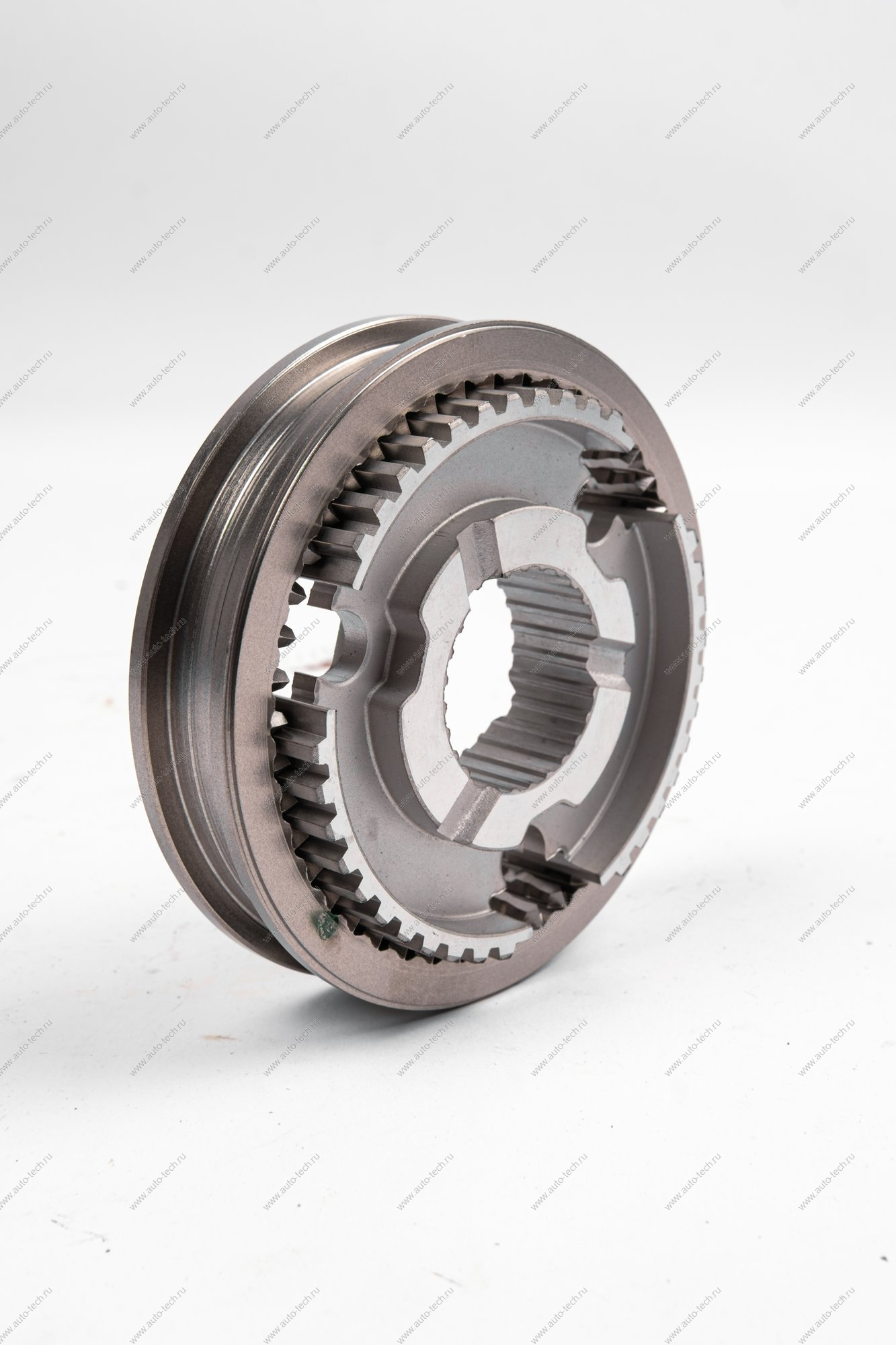 Ступица муфты LADA Largus скольжения синхронизатора 1-й и 2-й передачи в сборе КПП-JR5 (зубатка) ( без фиксаторов 8200755828 нужно 3шт) Renault RENAULT 326005387R
