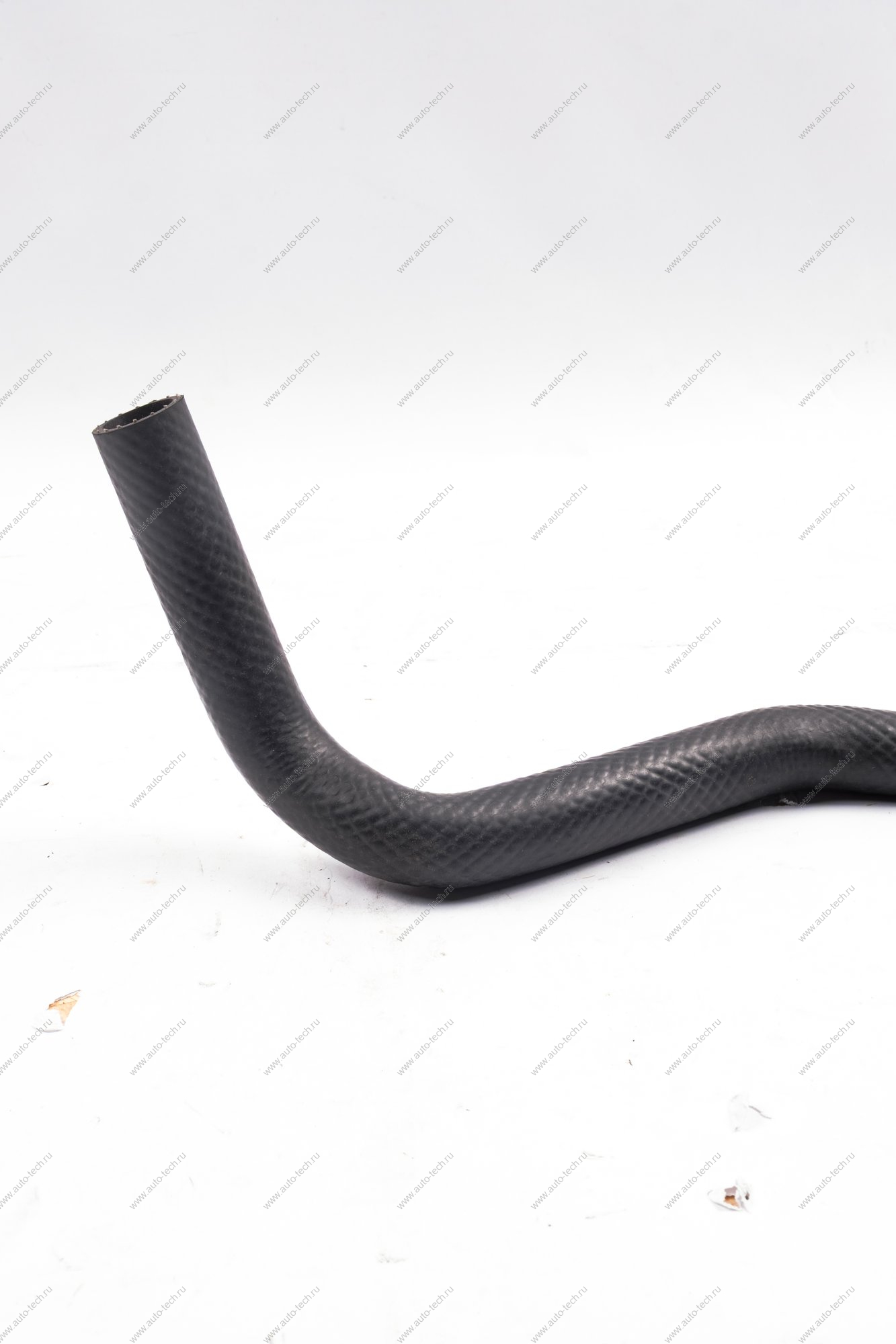 Шланг LADA Largus подводящий радиатора 8 кл.(от радиатора к термостату)(верхний) двигат 11189 (L=918/тФвн31,3) (БРТ) Lada LADA 8450009488