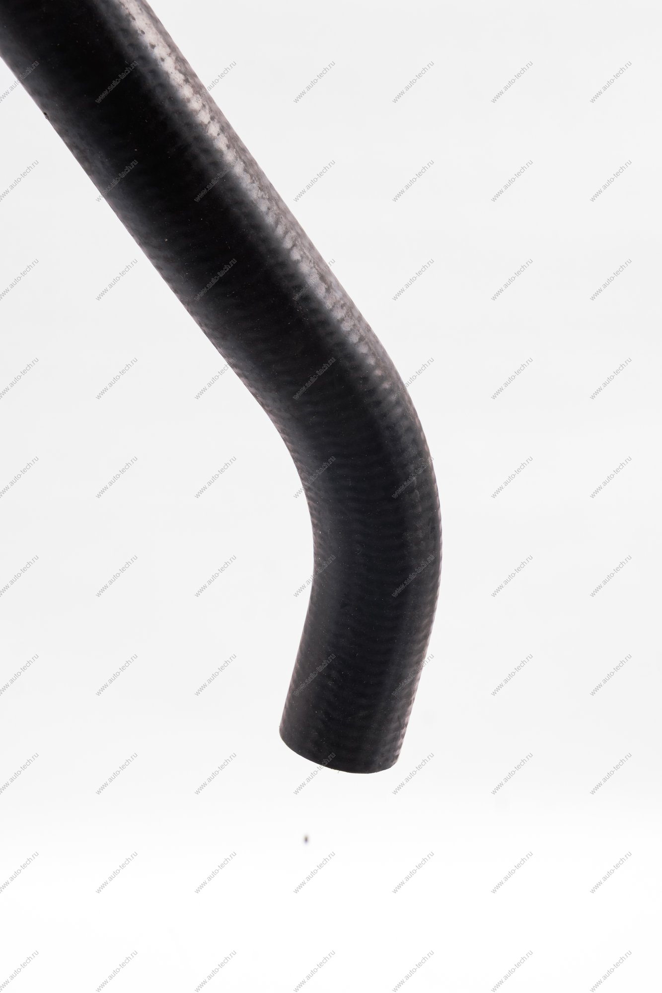 Шланг отводящий радиатора охлаждения Lada Vesta (нижний) БРТ БРТ 21807631P