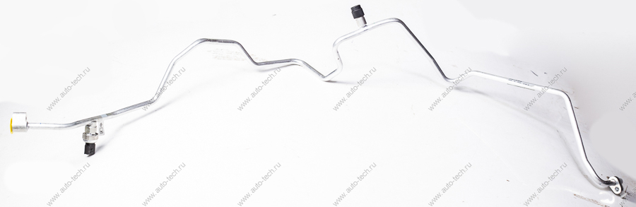 Трубопровод конденсатора (с датчиком 921366801R) задний LADA XRAY Renault RENAULT 924403267R
