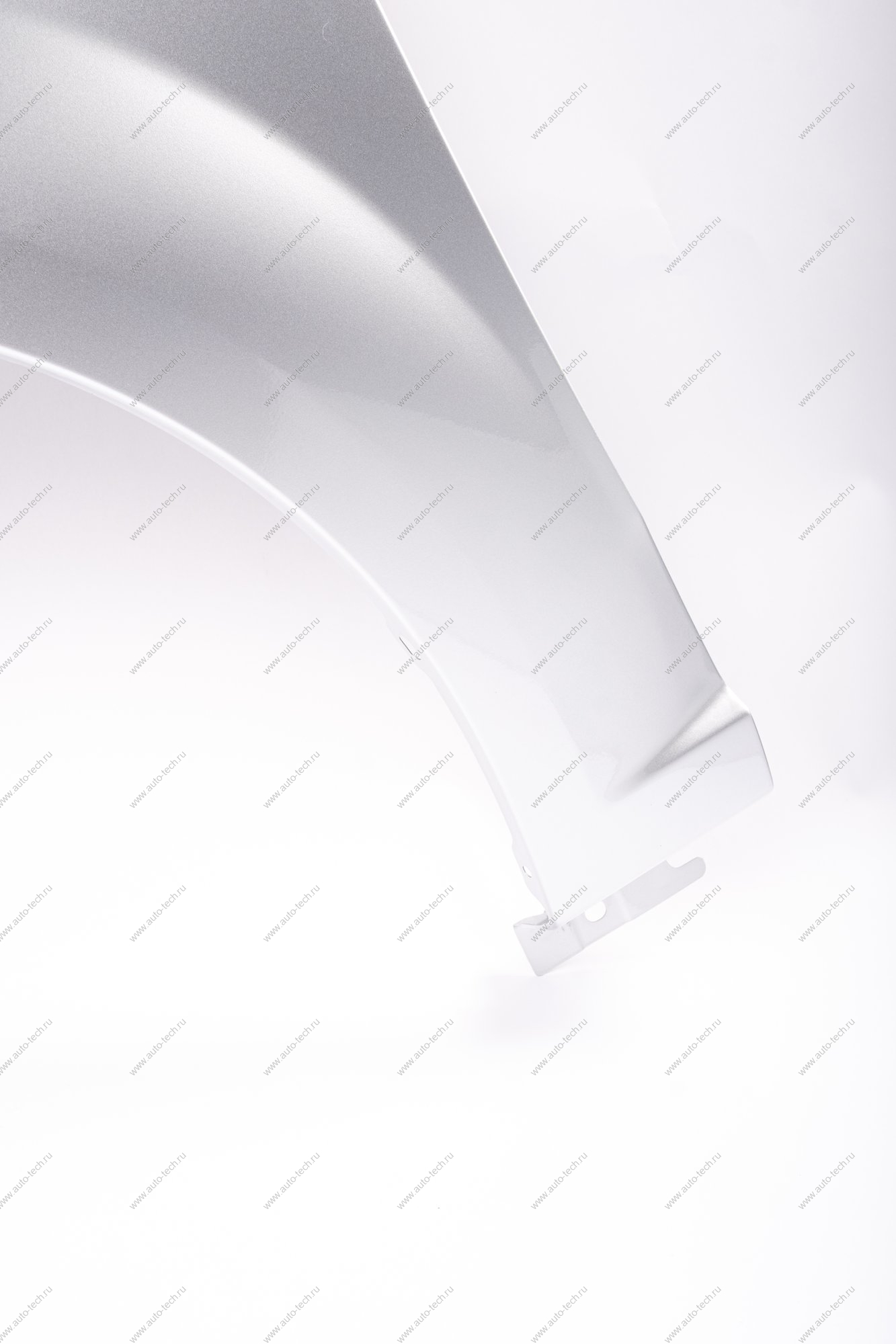 Крыло LADA Largus (FL) крашеное переднее левое в цвет 691платина Lada LADA 8450013081-691