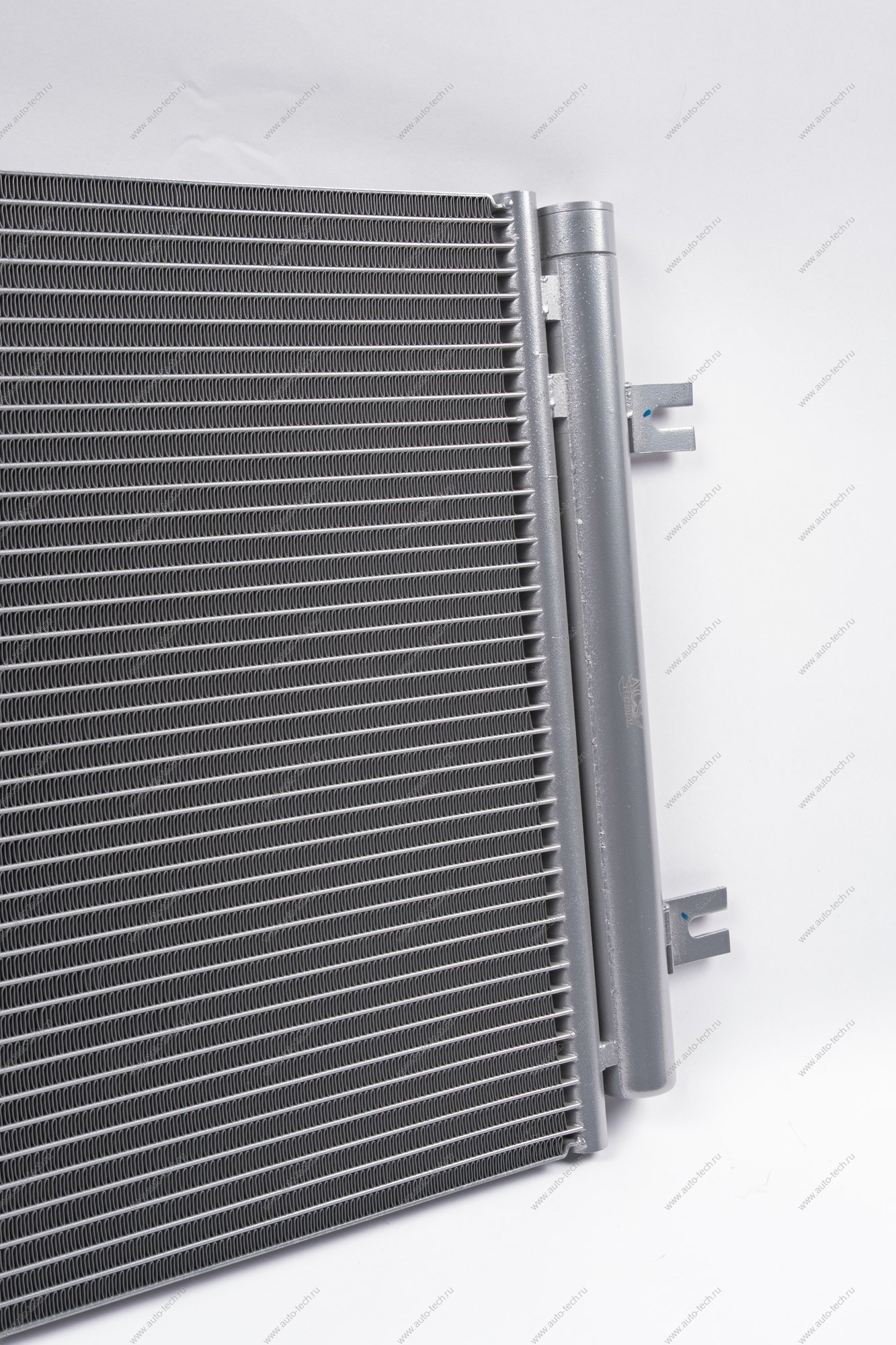 Радиатор кондиционера LADA Largus/RENAULT Logan после 03.2008 Termal Termal 1040262Zh