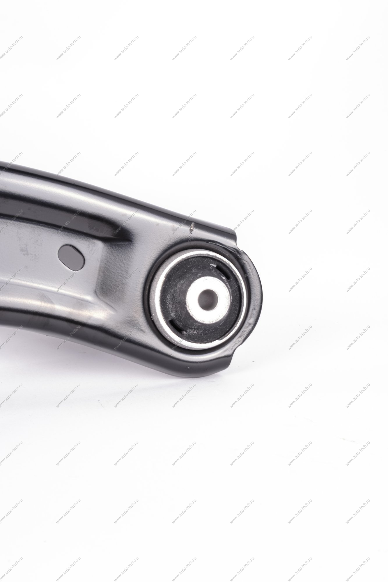 Рычаг LADA Vesta/Веста нижний левый с шаровой опорой и шарнирами в сборе (без гайки) Lada LADA 8450006733