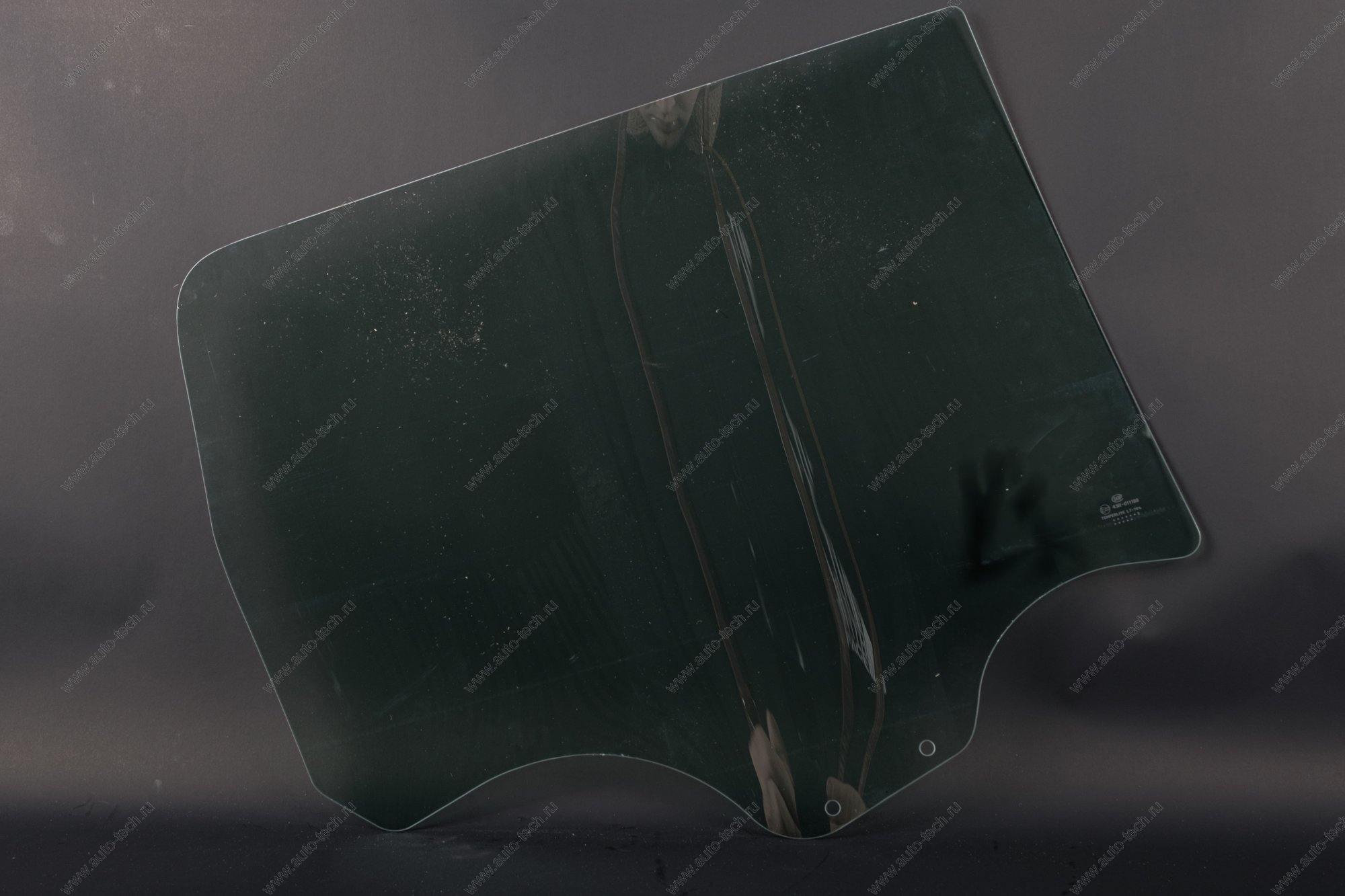 Стекло задней двери левое Tinted тонирован.LADA Largus (AGC) Lada LADA 4028213