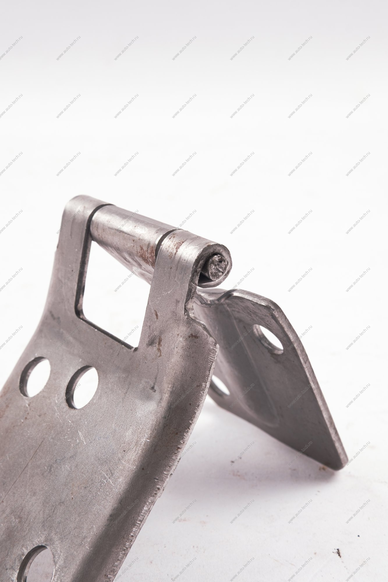 Петля ВАЗ-2107 капота правая Тольятти Тольятти 21070840701063