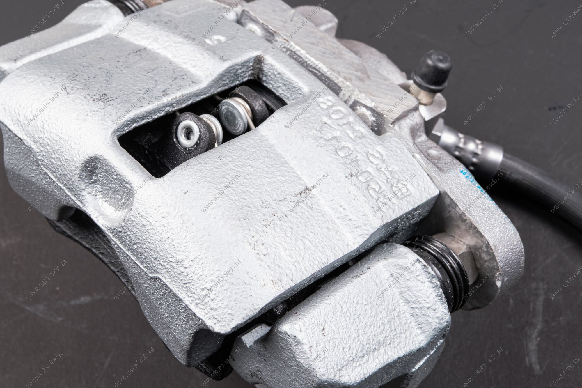 Суппорт ВАЗ-2108,2115 правый в сборе Lada LADA 21080350101230