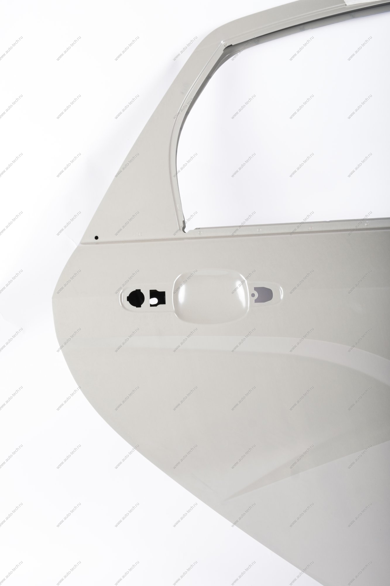 Дверь LADA Vesta (седан) задняя правая (катафорезный грунт) Lada LADA 8460013095