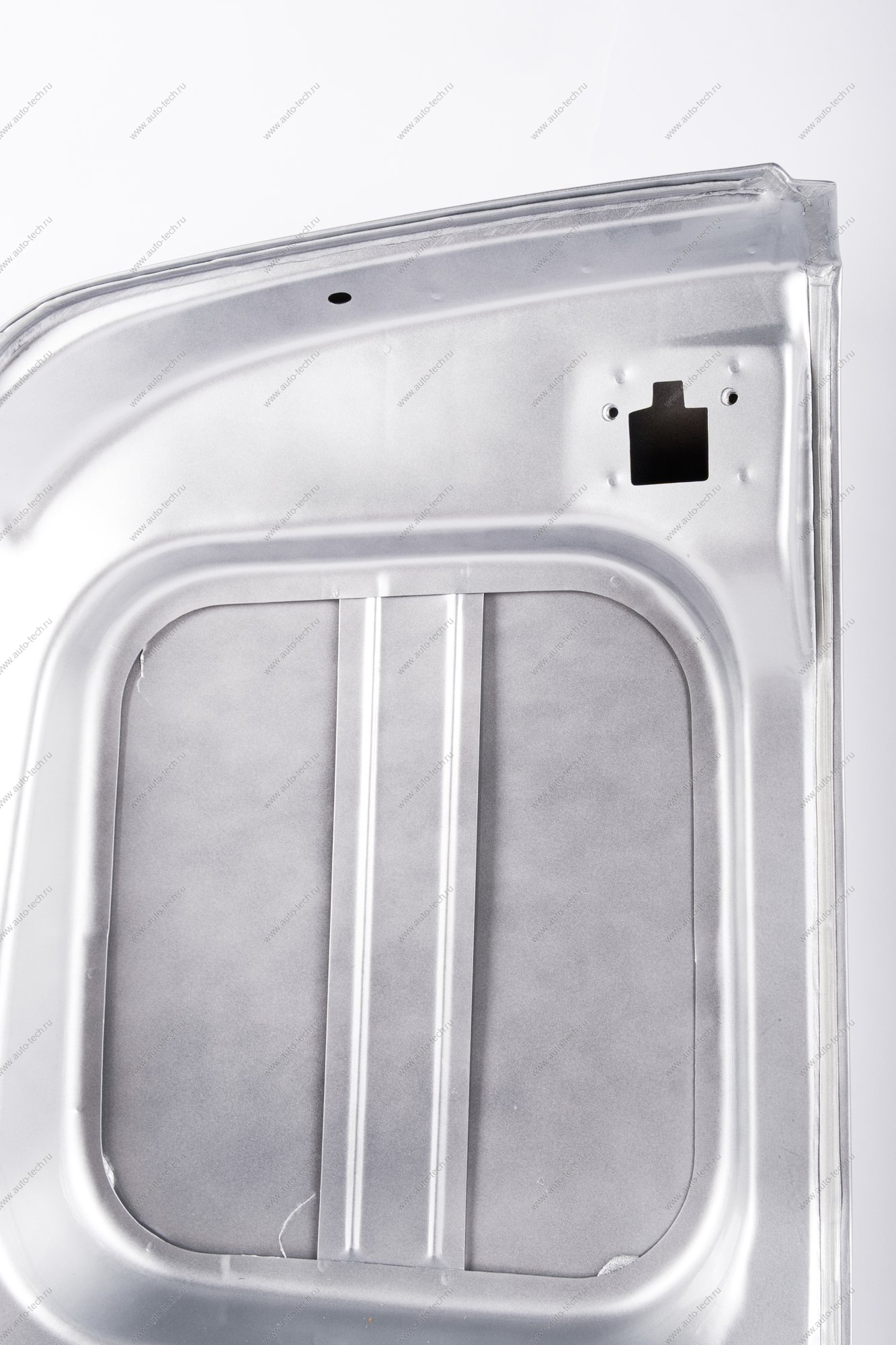 Дверь задка правая (глухая) LADA Largus/Лада Ларгус крашеная 691 Платина (Серебристый) GAMMA GAMMA 901004643R-691-GAMMA