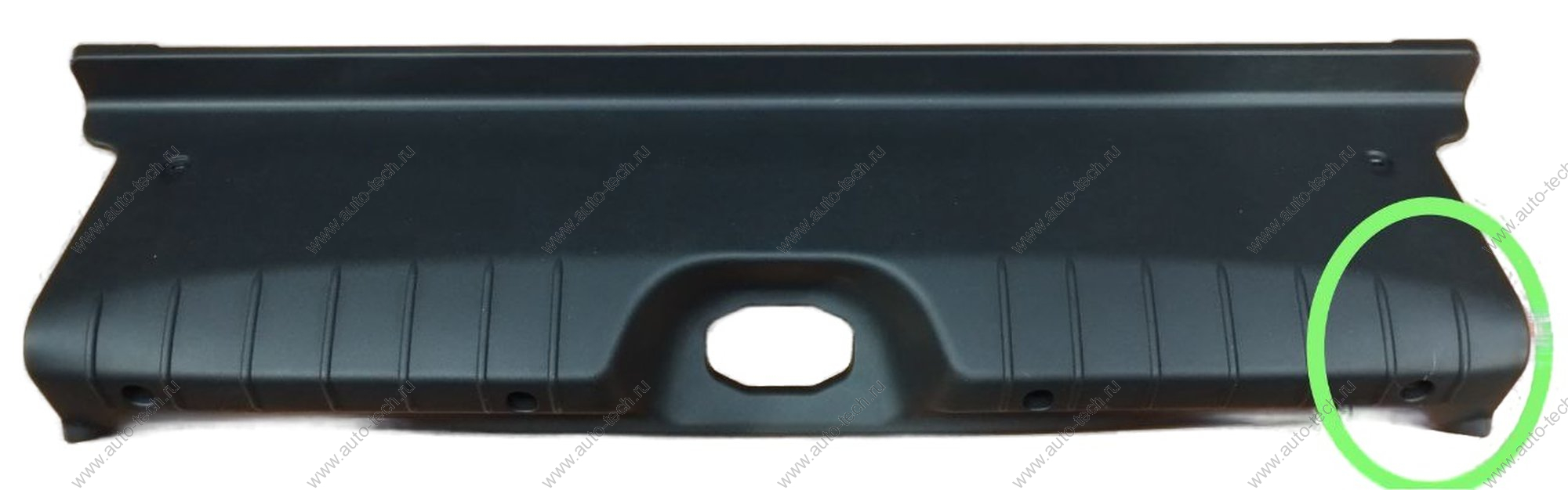 Облицовка поперечины задка LADA Vesta/Веста Lada LADA 8450040462Р