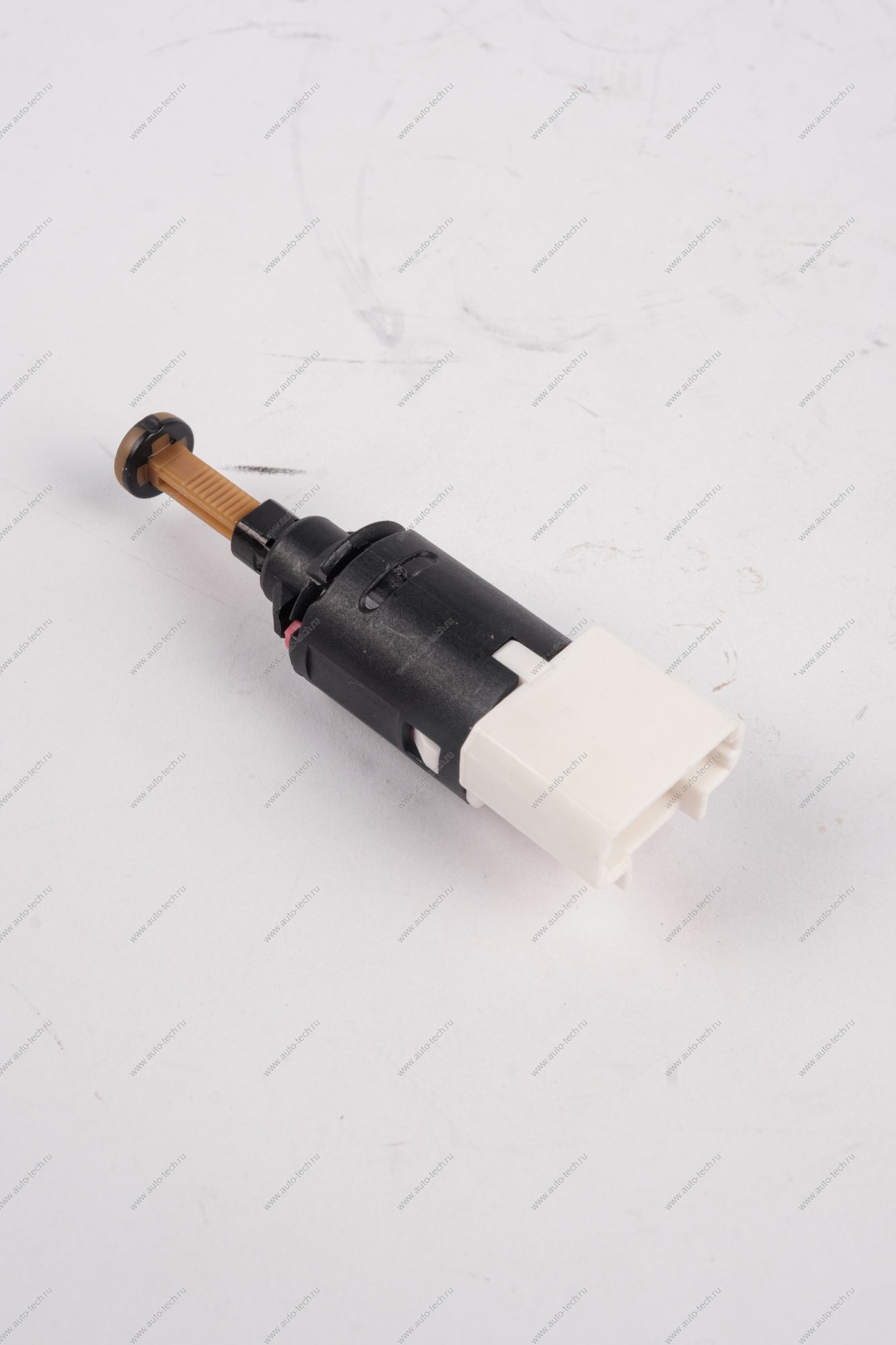 Выключатель стоп-сигнала Lada Vesta Lada LADA 8450111607