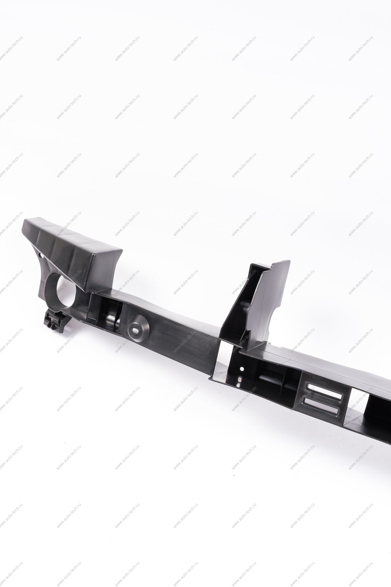 Усилитель переднего бампера (пластик) LADA Largus (FL) NEW Lada LADA 8450090846