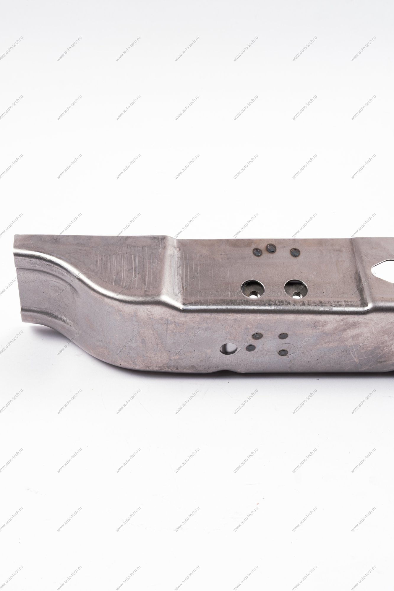 Усилитель передней стойки ВАЗ-21214 Urban правый нов.обр. Lada LADA 21210540112010