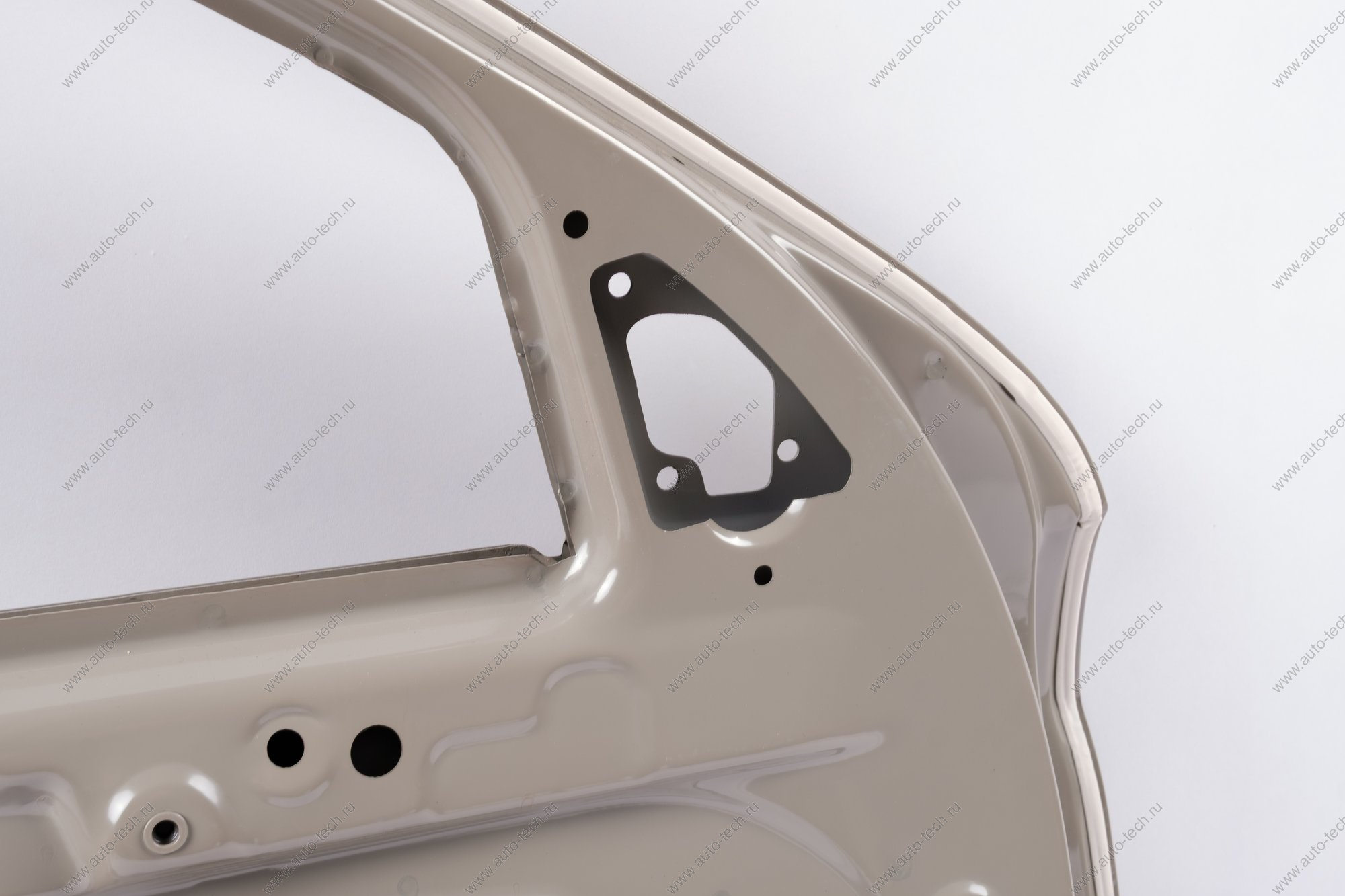 Дверь LADA Vesta/Vesta SWпередняя левая (катафорезный грунт) Gamma GAMMA GMDF21116L