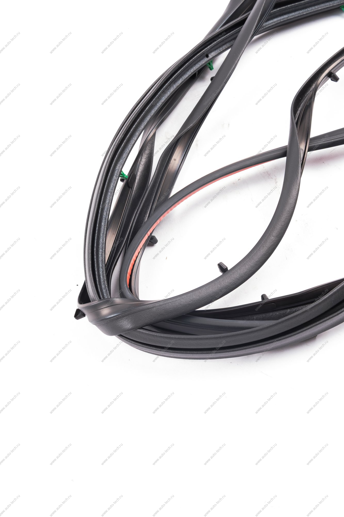 Уплотнитель LADA Vesta/Веста проема задней двери правый верхний Lada LADA 8450007890