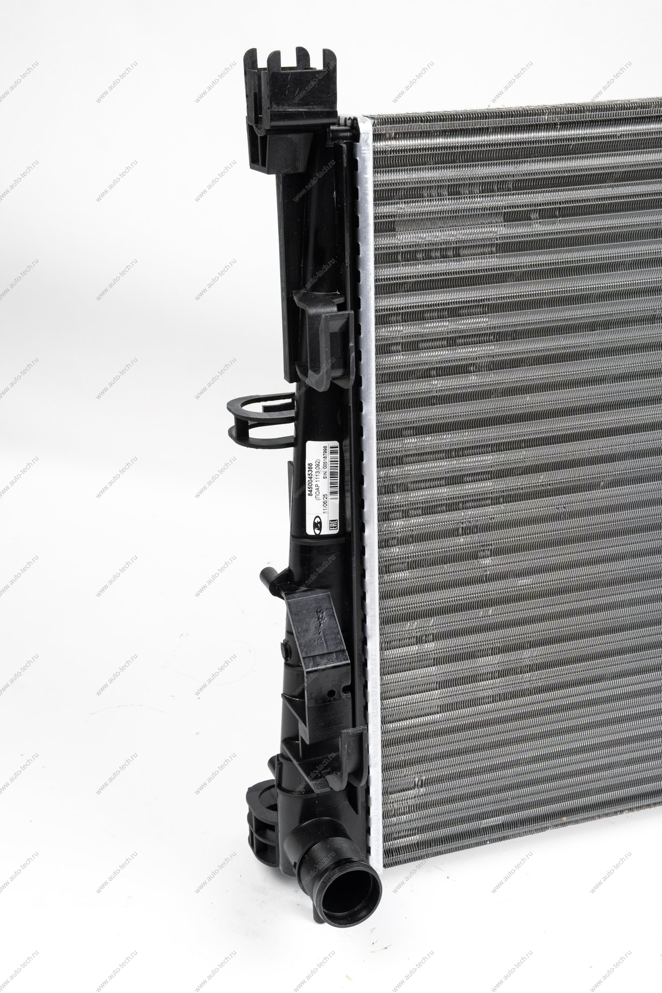 Радиатор охлаждения LADA Vesta Lada LADA 214105731R