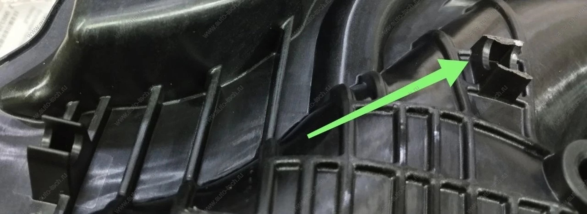 УЦЕНКА Впускной коллектор новый LADA XRAY дв. Н4М ( Отломано одно из двух креплений трубки ) Renault RENAULT 140036278R