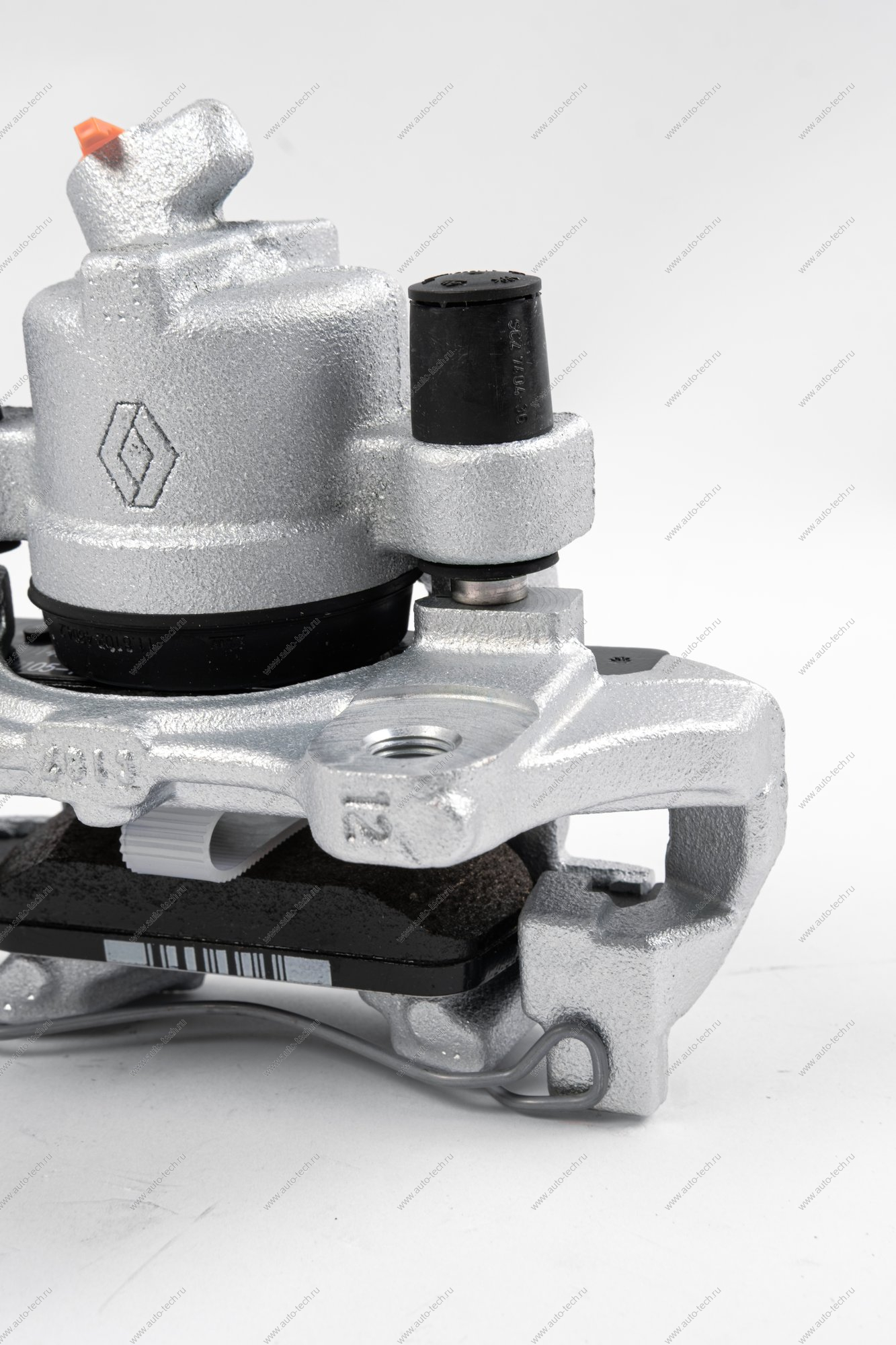 Суппорт передний левый в сборе Renault Logan II, Sandero II (суппорт410118579R +2шт тормозн.колодки 410602581R) Renault RENAULT 410001154R