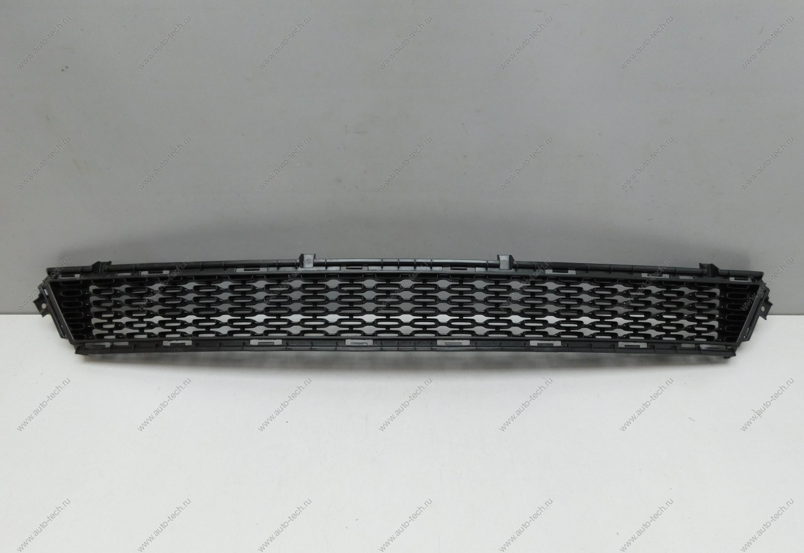 Решетка бампера передняя Kia Ceed 2012-2018 Bodyparts Bodyparts KACEE15-190