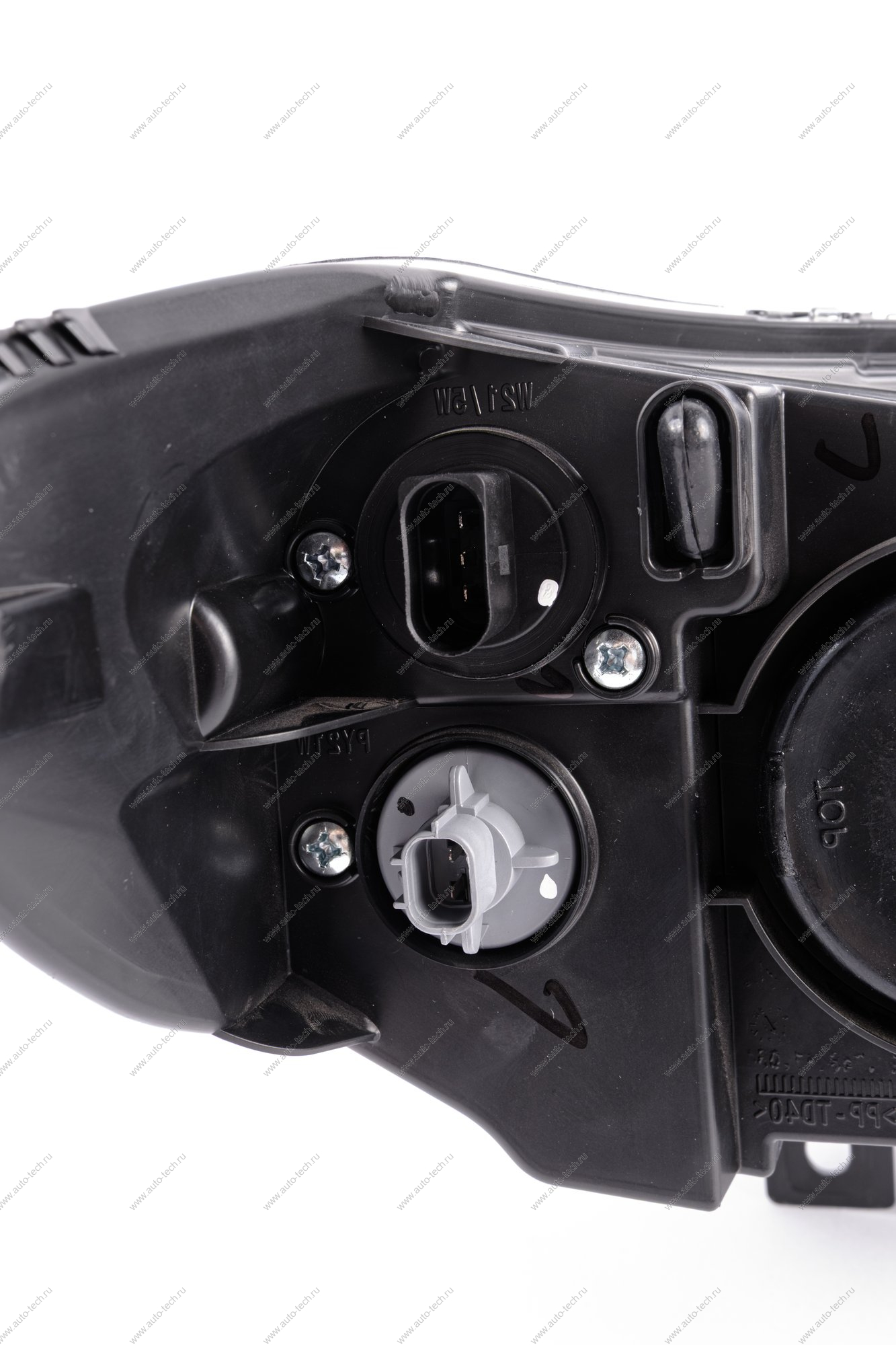 Блок-фара левая СЕРАЯ окантовка LADA NIVA TRAVEL c 16.01.2024 ORIGINAL Lada LADA 8450087159