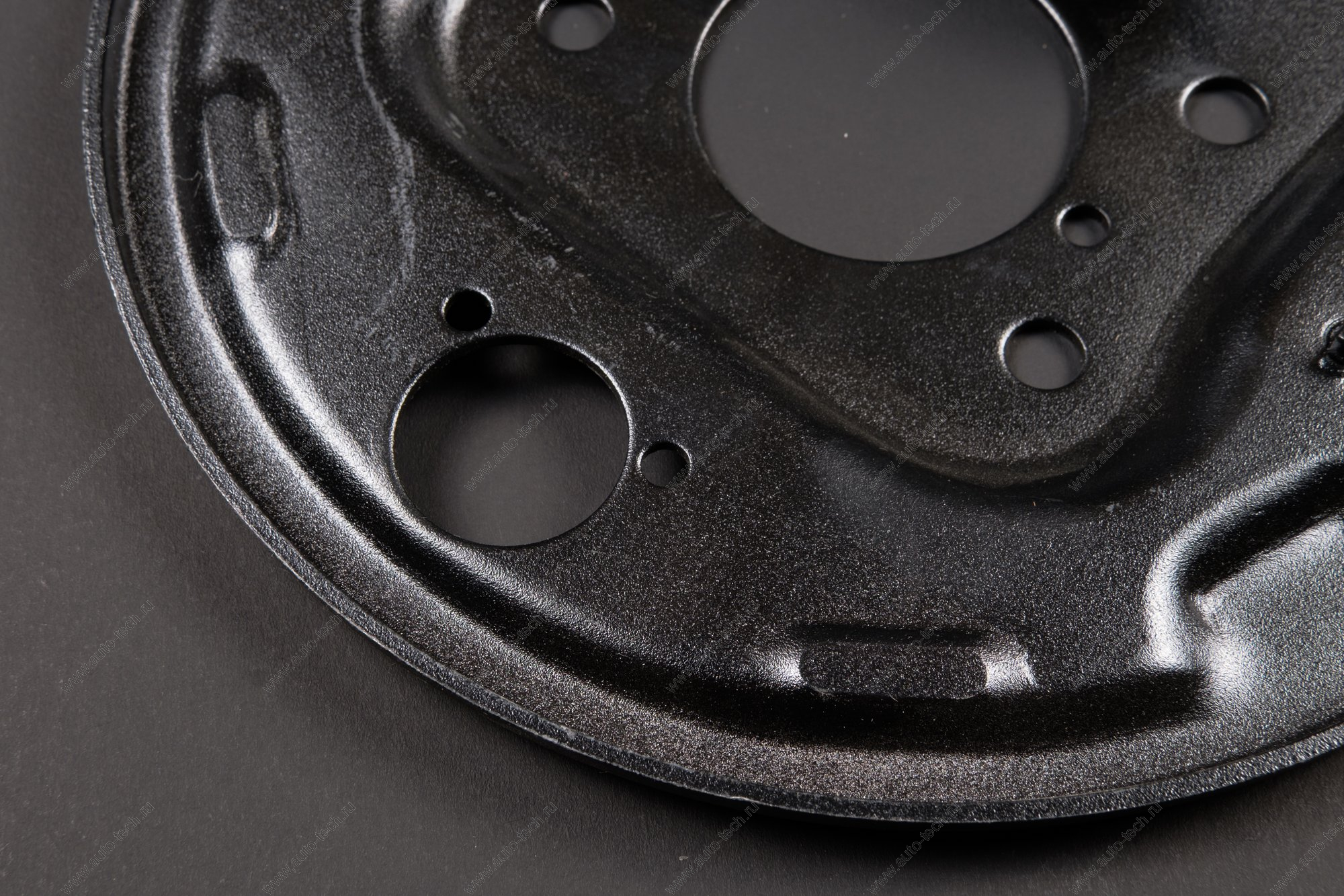 Щит ВАЗ-2108 заднего тормоза правый Lada LADA 21080350201210