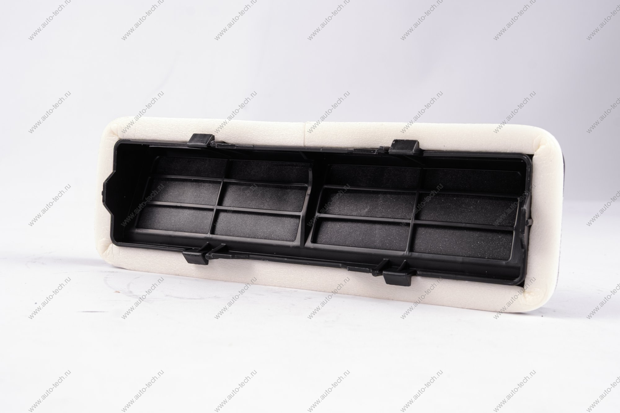 Дефлектор ВАЗ-1118 вытяжной вентиляции задней панели (клапан воздушный) Lada LADA 11180810408610