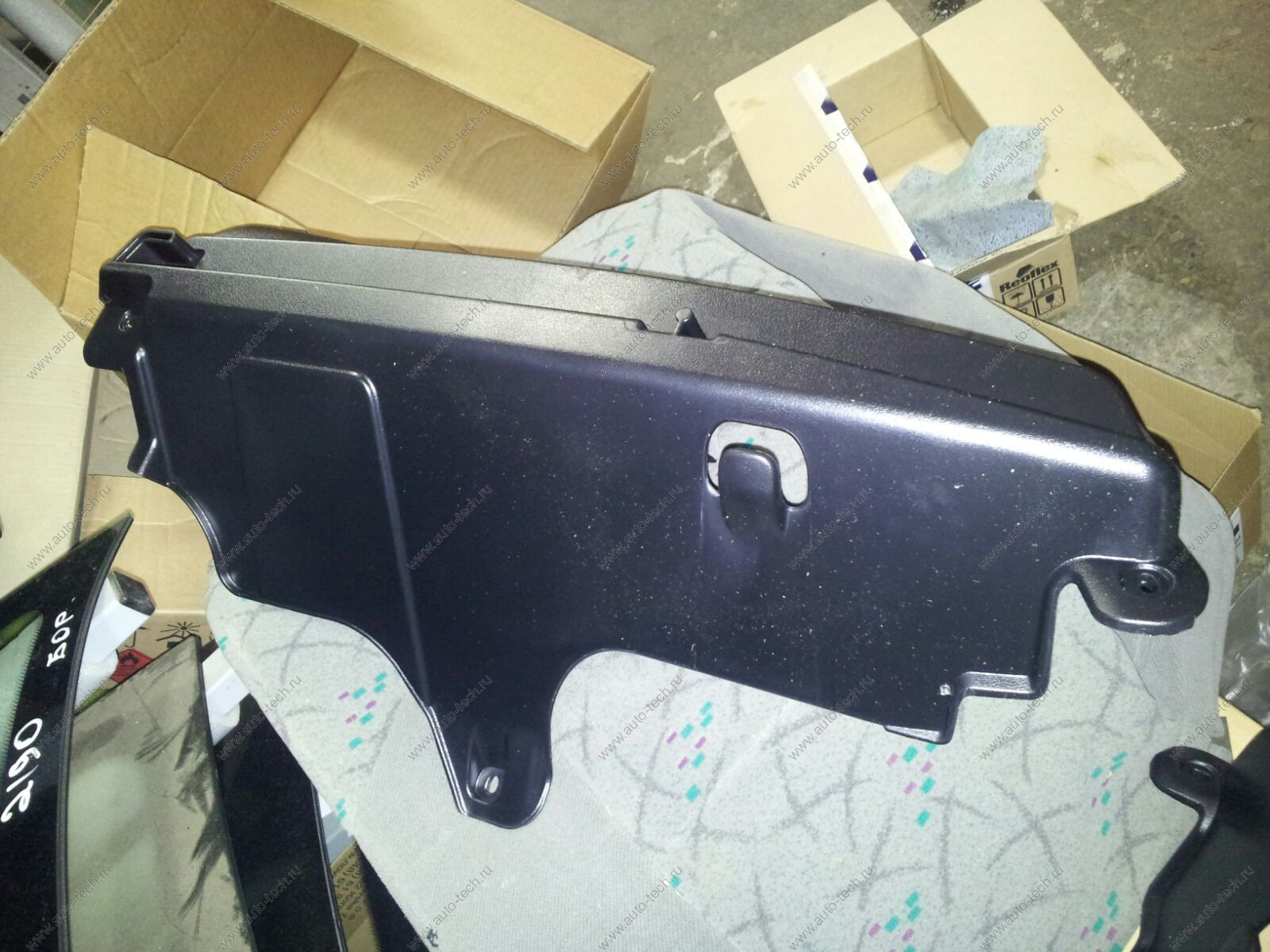 Опора полки багажника ВАЗ-2194 правая+левая к-т Lada LADA 219405607072+73-00