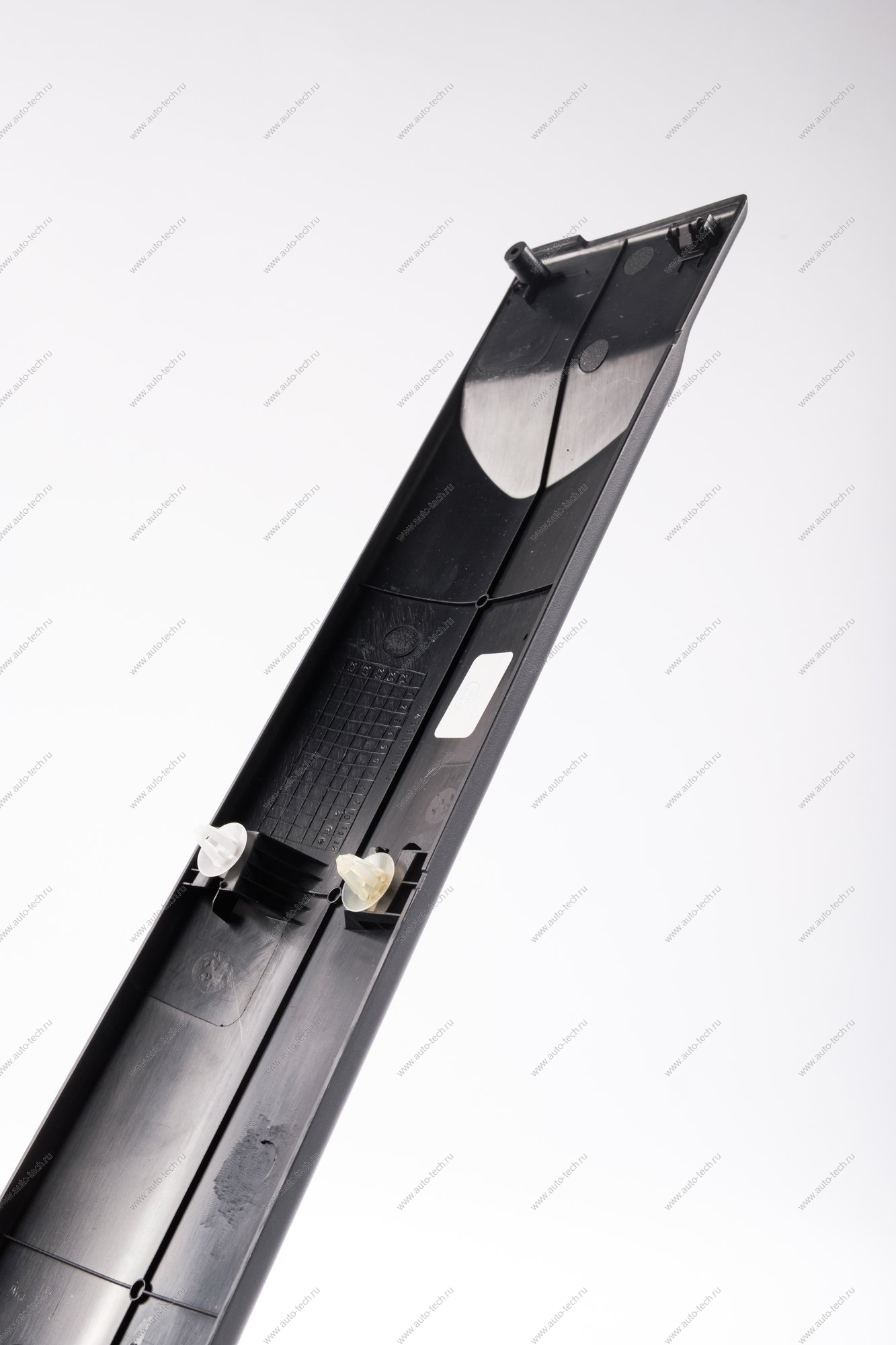 Молдинг двери задней левой LADA Largus (FL) NEW Lada LADA 8450091019