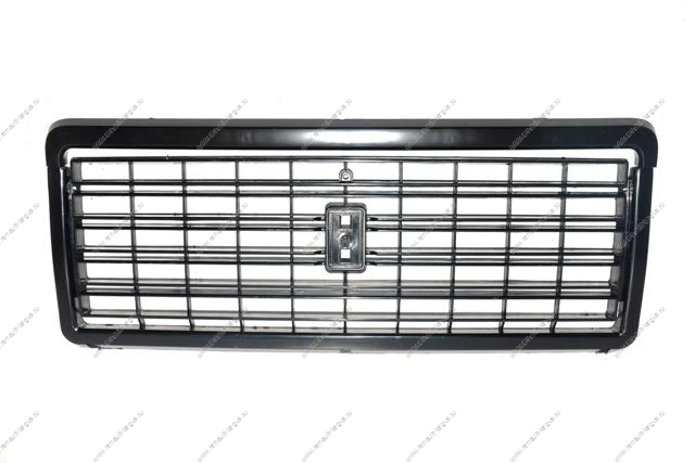 Решетка радиатора ВАЗ-2107 + молдинг (черная) к-т ДЗА LADA 21070-8401014-00