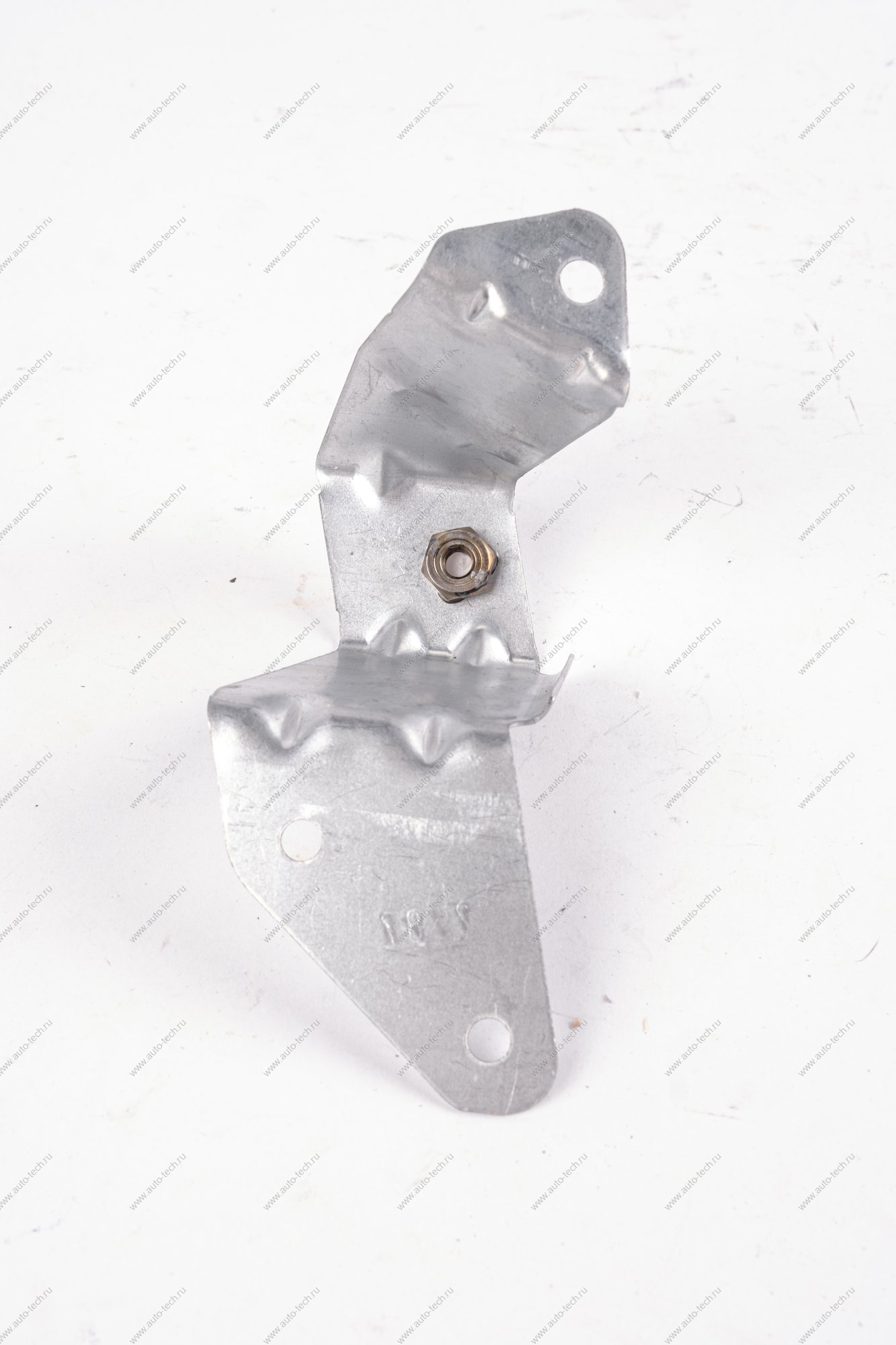 Кронштейн крепления переднего крыла боковой правый (FL) LADA GRANTA 2018- Lada LADA 8450104280