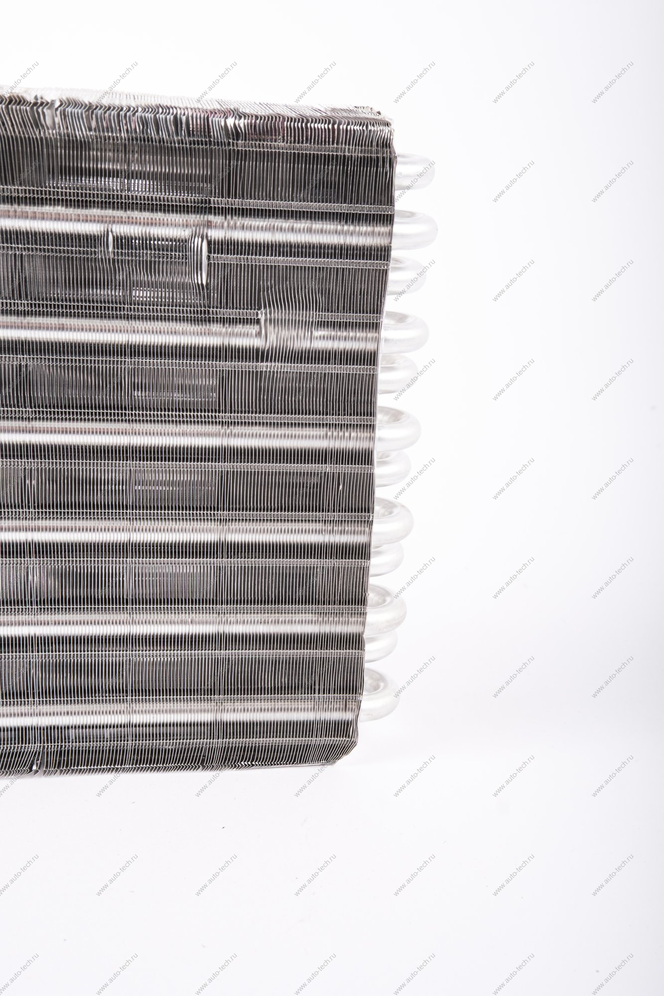 Радиатор отопителя LADA XRAY/Vesta 1021589C VALEO