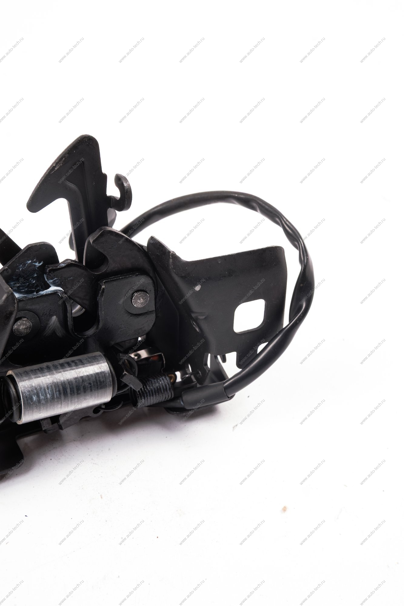 Замок капота LADA Largus (FL) NEW Lada LADA 8450095077