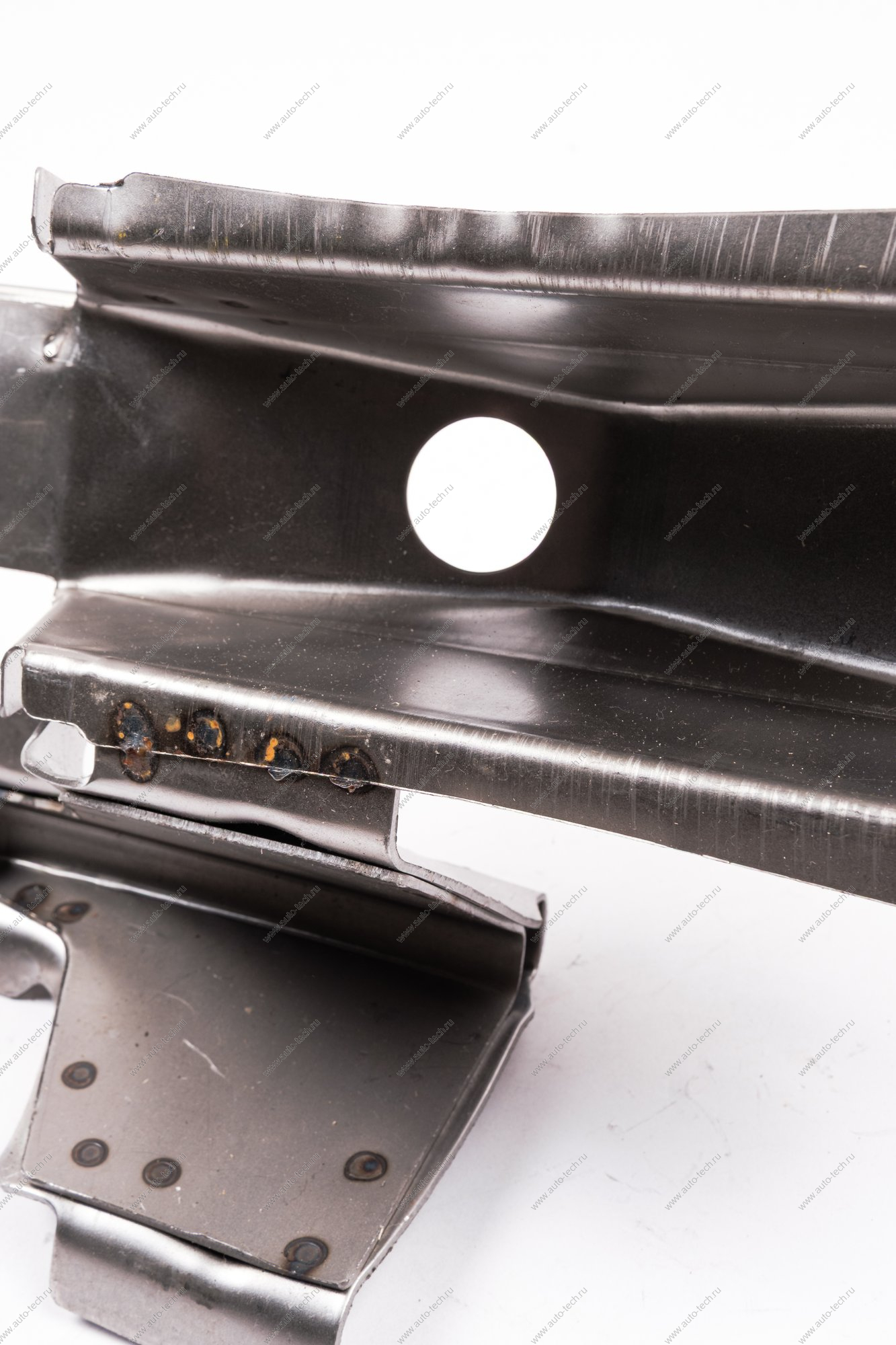 Поддомкратник ВАЗ-2121 передний правый в сборе Kamaz KAMAZ 21210-5101344-63