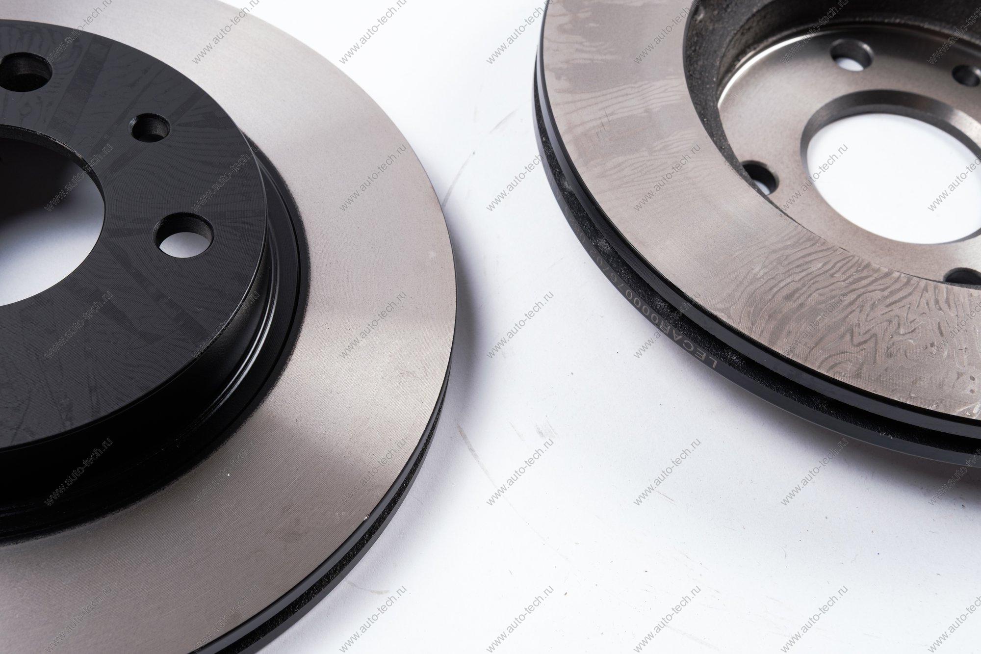 Диск переднего тормоза вентилируемый ВАЗ-2110 R-13 (Авто-Реал )(В упаковке LECAR) Lada LADA LECAR000076702