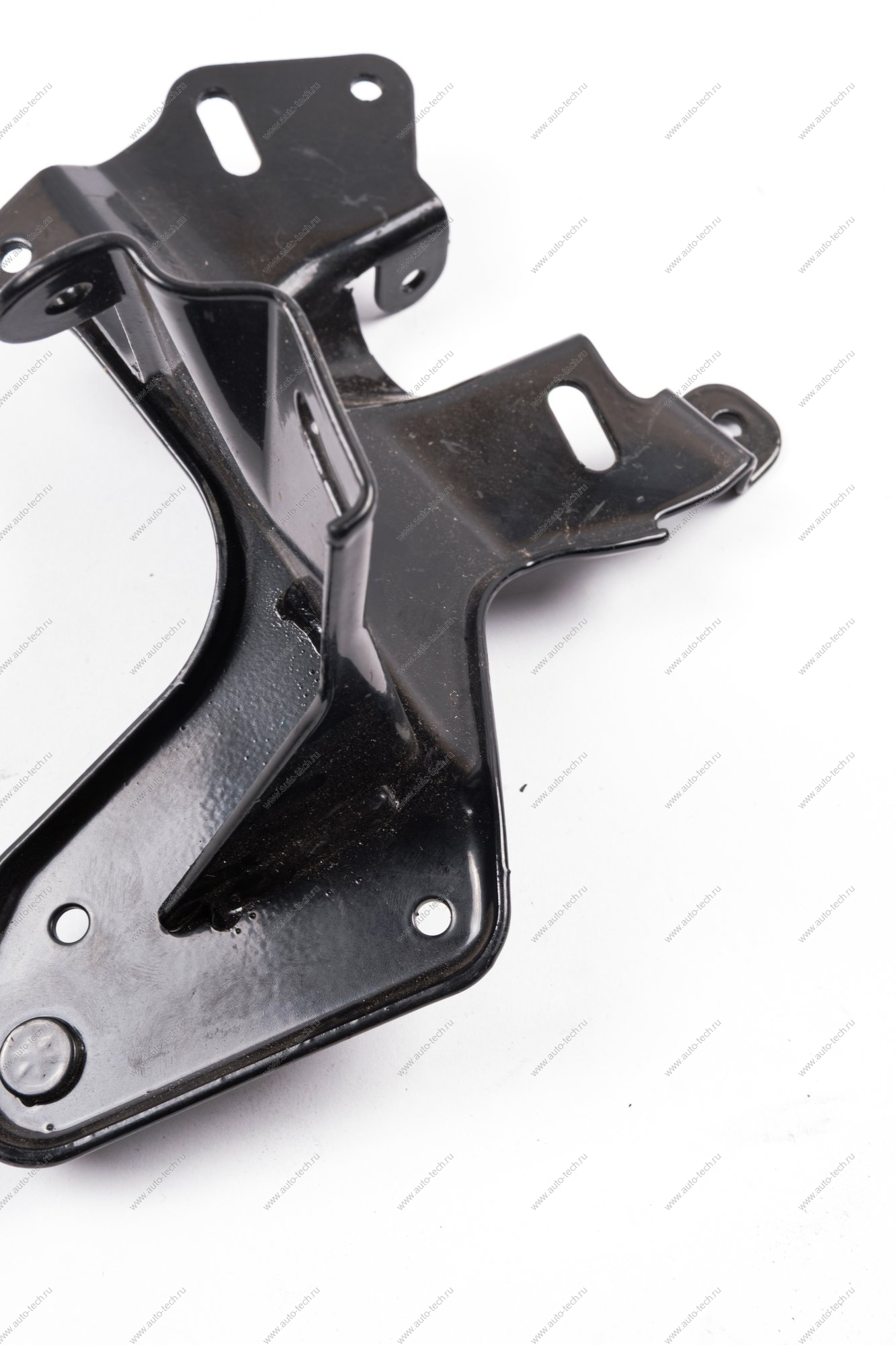 Кронштейн крепления актуатора Lada Vesta КПП 2182 (верх) Lada LADA 21820160908000