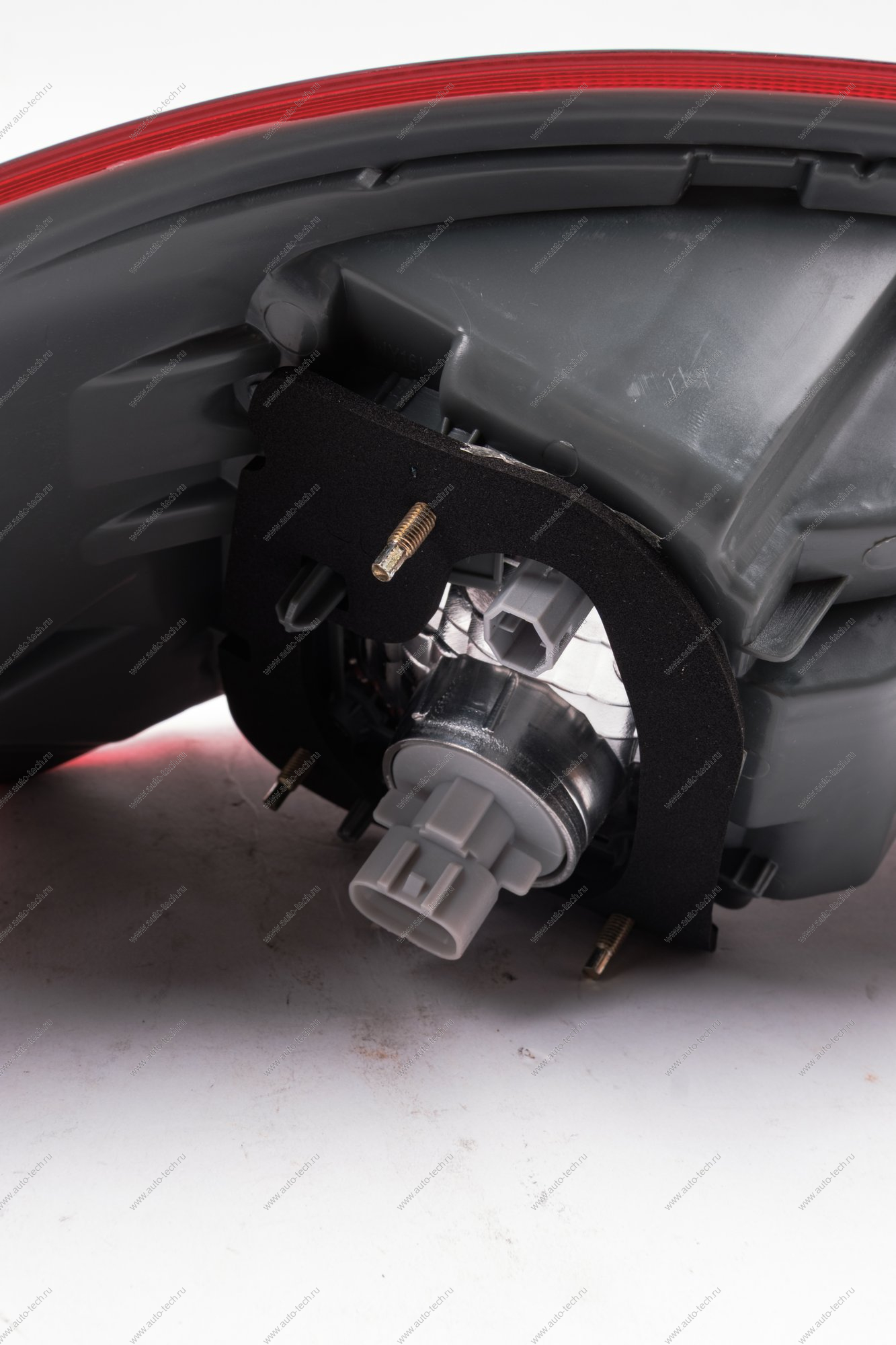 Фонарь LADA Vesta/SW/ SW Cross задний правый боковой Cartronic Cartronic CTR0119123