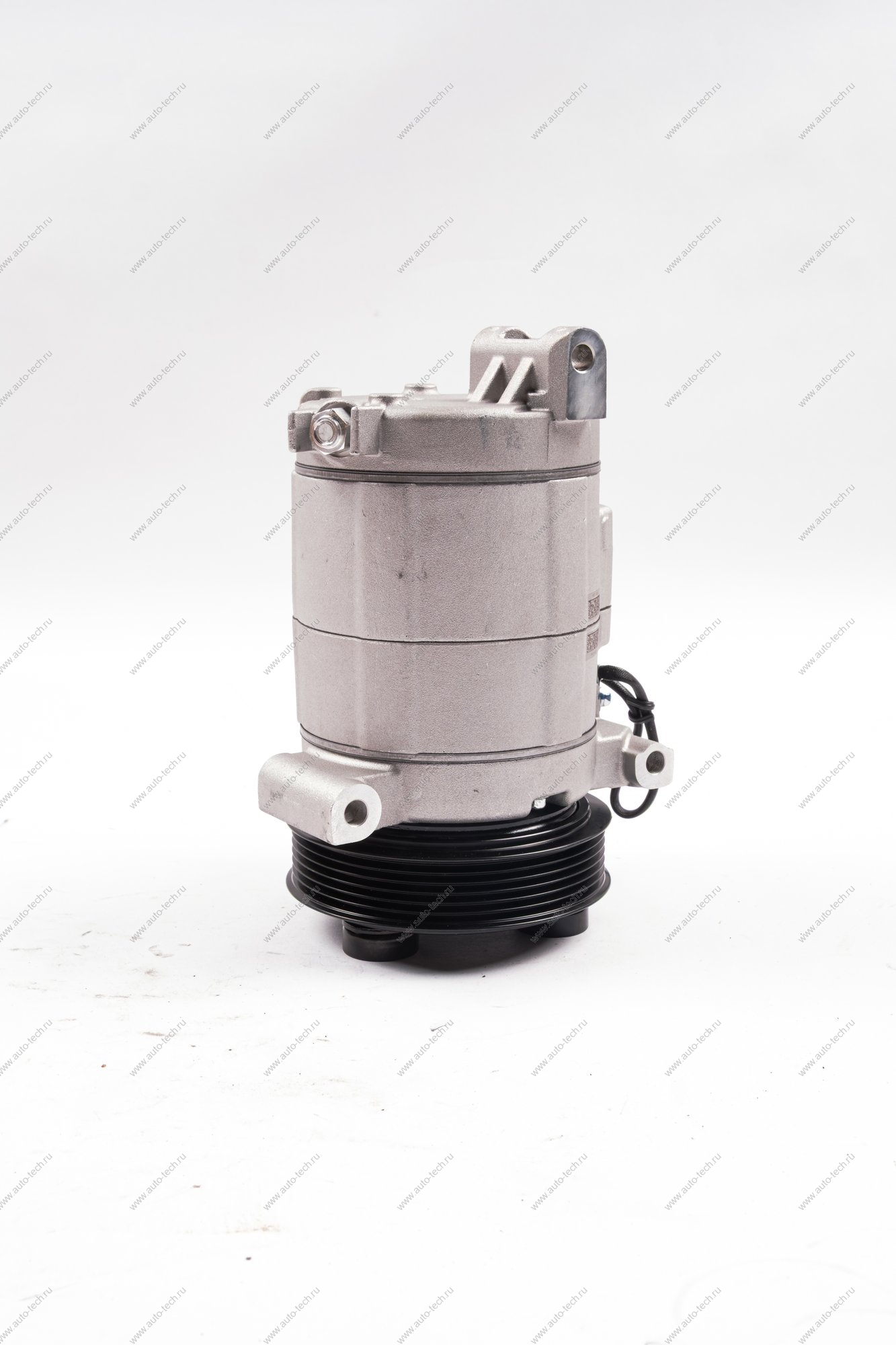 Компрессор ВАЗ-2170 кондиционера с муфтой в сборе (HALLA) Lada LADA 21700811101210