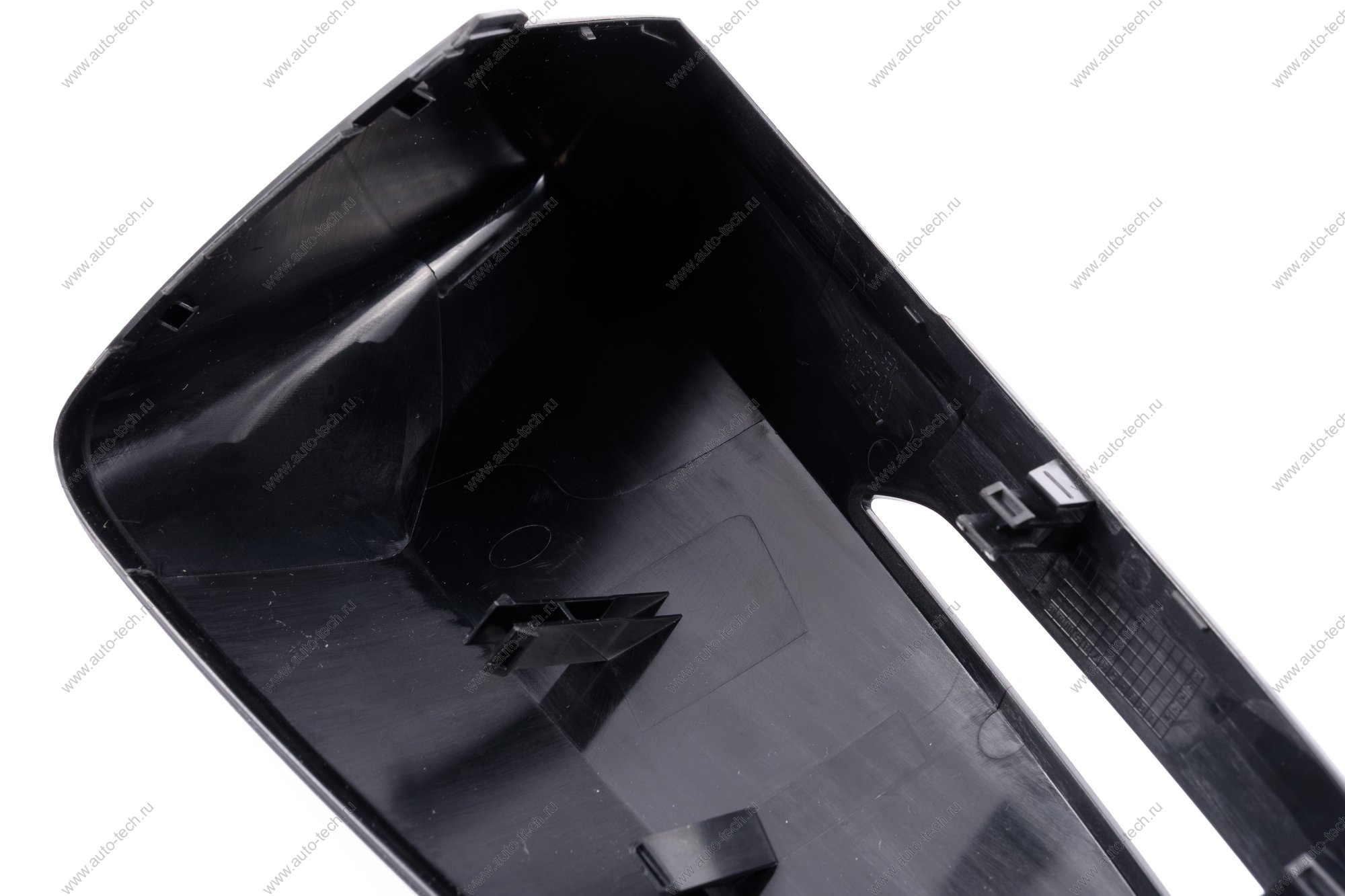 Накладка зеркала наружная левая (тиснение) (Призма) LADA ISKRA Lada LADA 8460016817