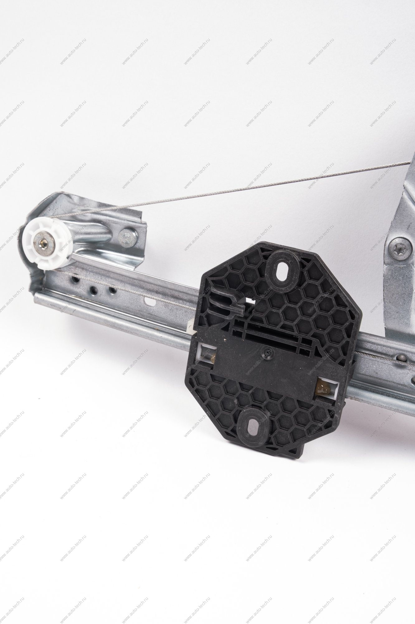 Электростеклоподъемник с моторедуктором передней левой двери Renault Logan/Sandero II Renault RENAULT 807213282R