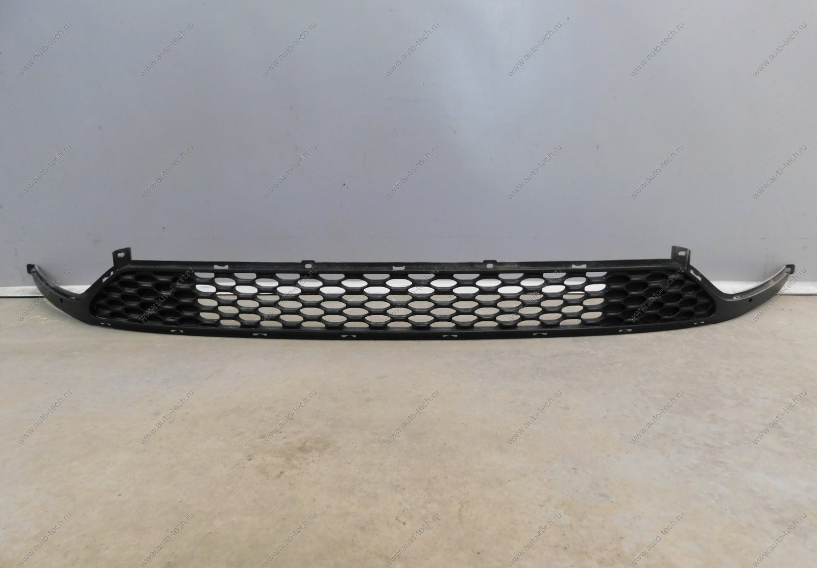 Решетка бампера переднего Kia Cerato 2013-2016 Bodyparts Bodyparts KACET13-190