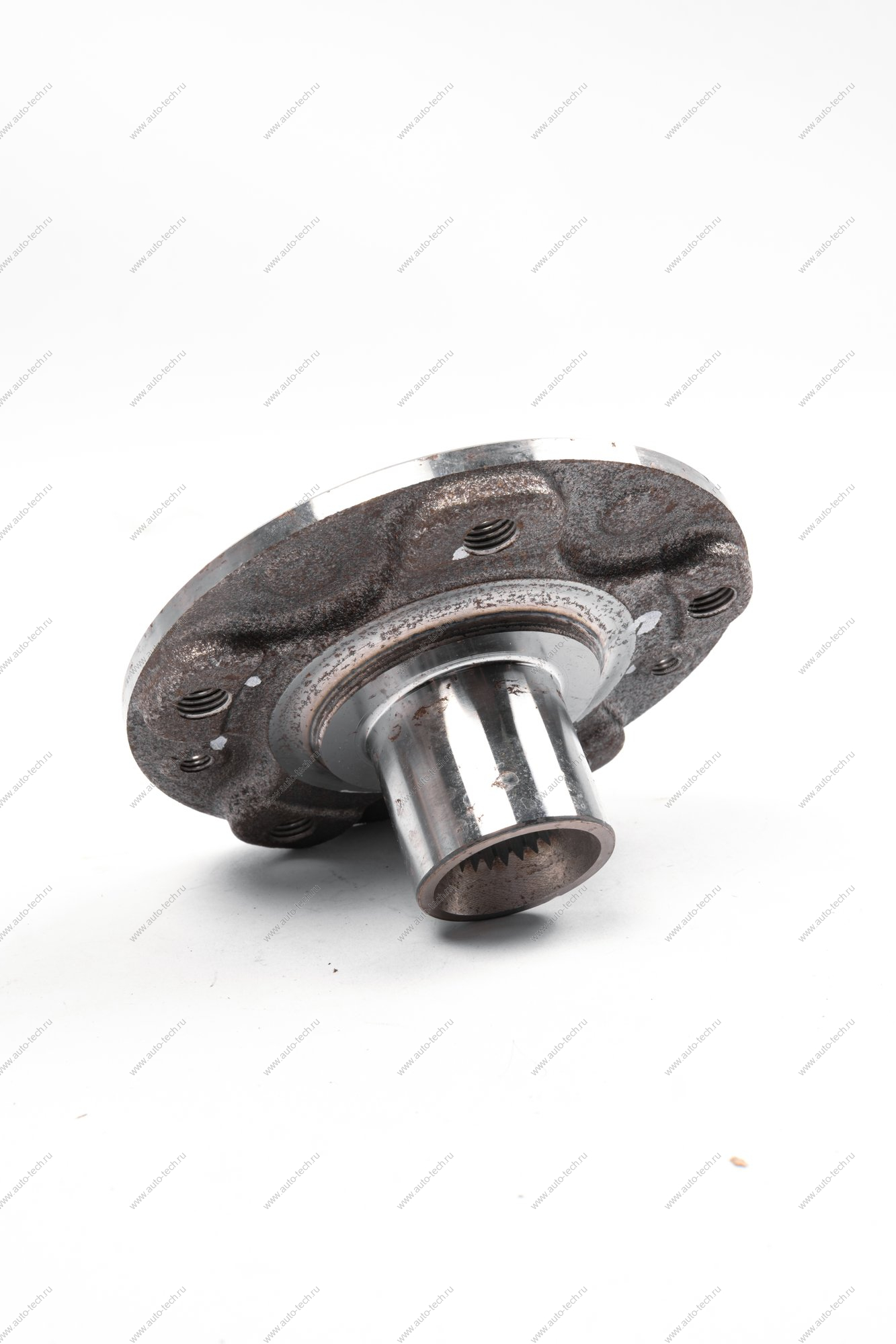 Ступица передняя D10 RENAULT Duster Renault RENAULT 402022002R