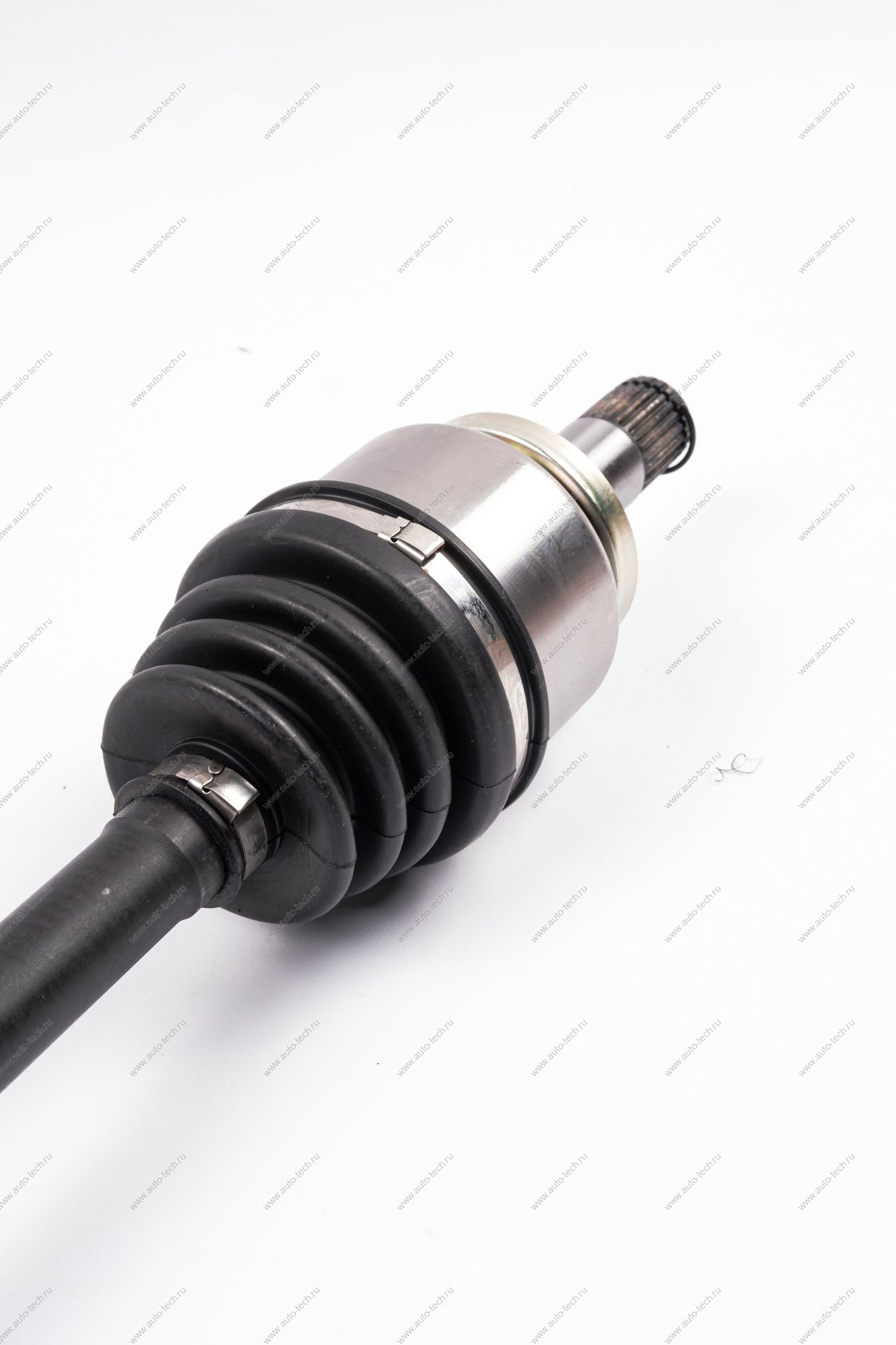 Привод ВАЗ-2170/1118/2190 левого переднего колеса в сборе с АБС Pilenga Pilenga AXP1120