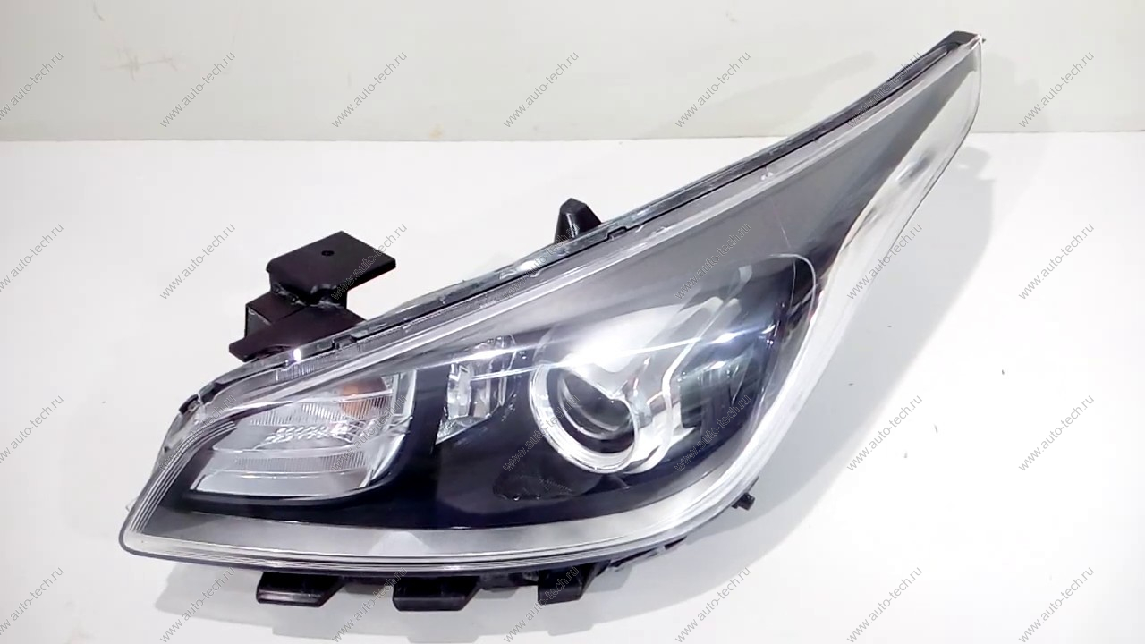 Фара с корректором линза левая Kia Pio 2017- Bodyparts Bodyparts KARIO17-001-L