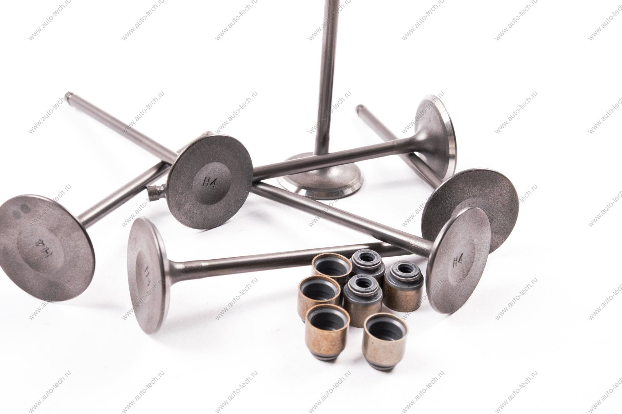 Комплект клапанов впускных (с сухарями) в сборе LADA XRAY дв.H4M (114 л\с) 8шт Renault RENAULT 132018521R