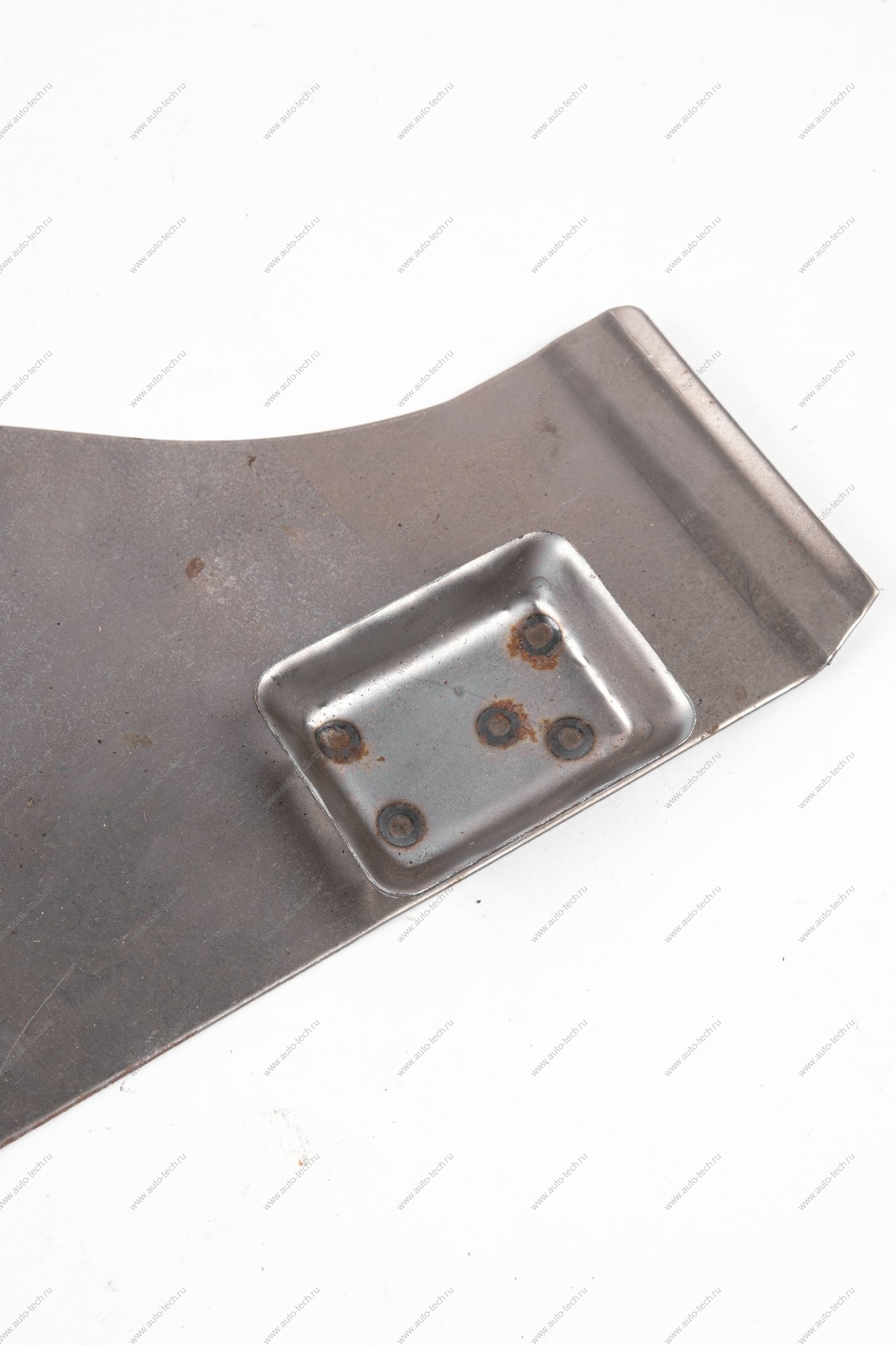 Поддомкратник ВАЗ-2108 передний правый 1,5 мм (усиленый) белый Kamaz KAMAZ 21080-5101054-67