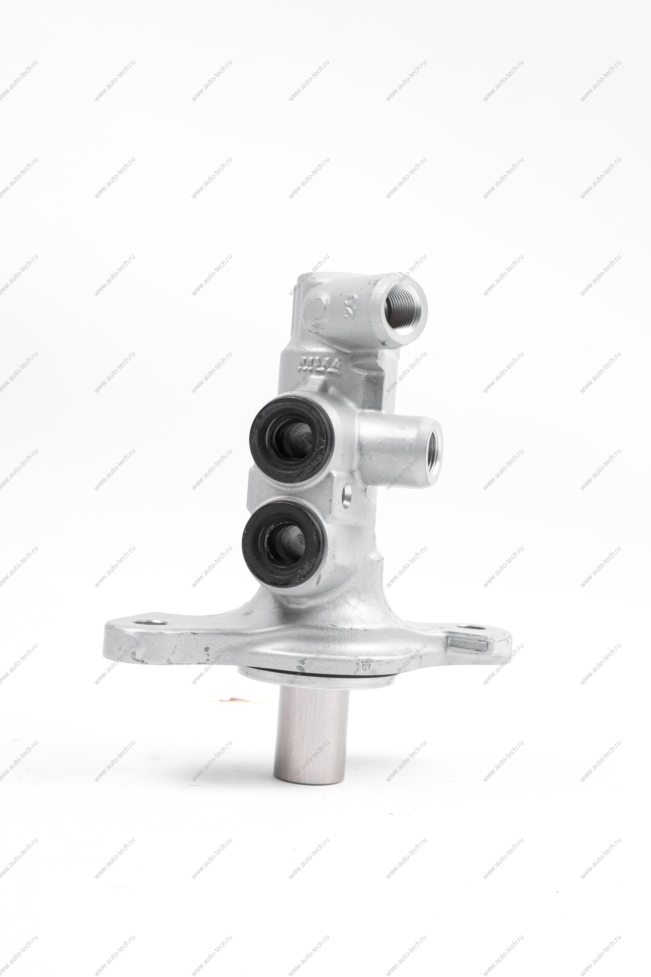 Цилиндр LADA XRAY главный тормозов Renault RENAULT 460111938R